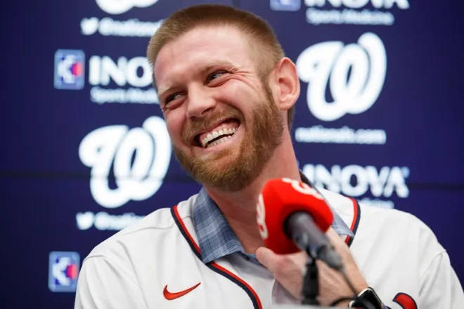 Stephen Strasburg, red microphone, press conference, SD Desktop Wallpaper
