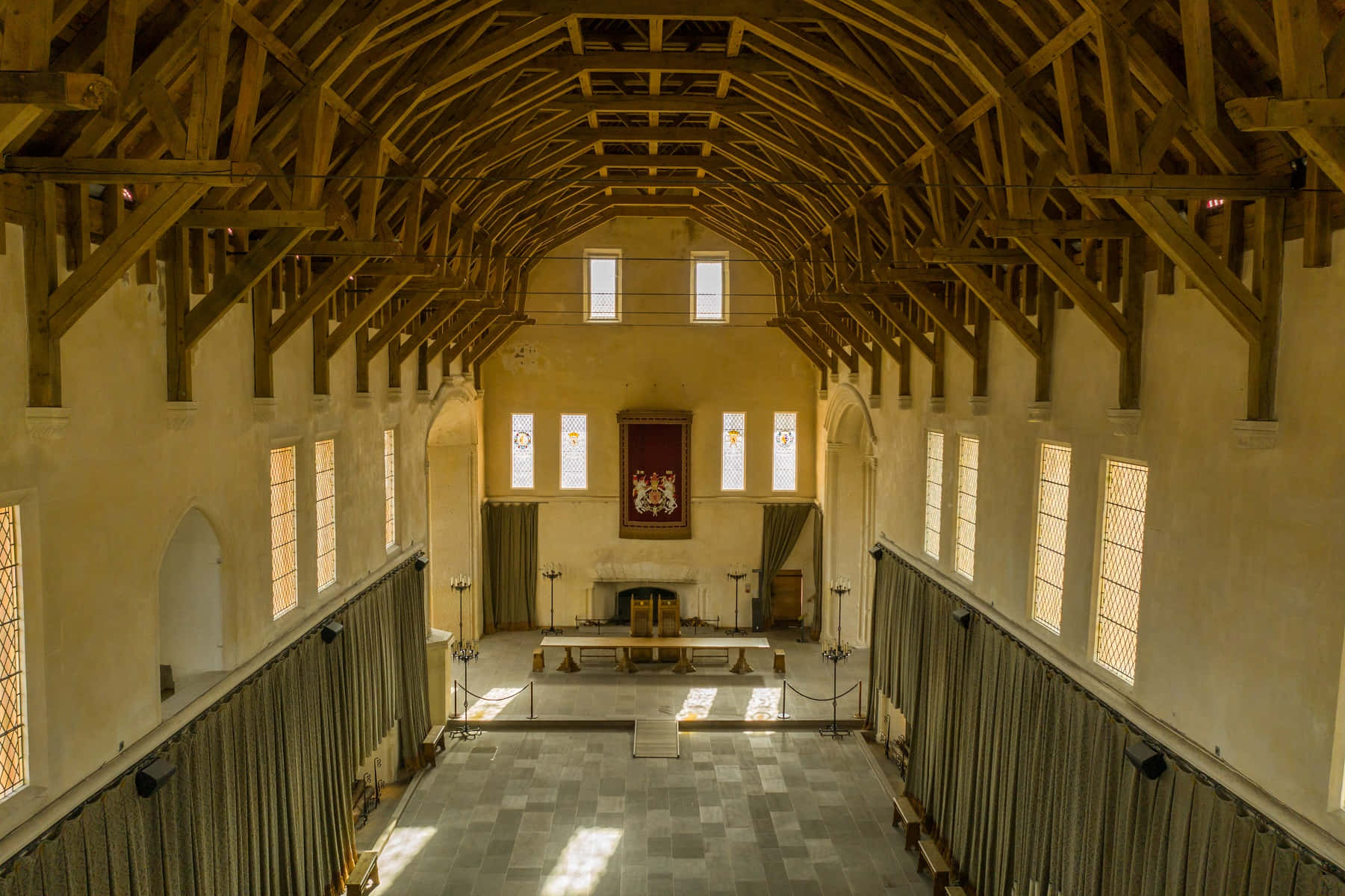 Sterling Castle, hammerbeam roof, wooden-beamed hall, HD Desktop Wallpaper