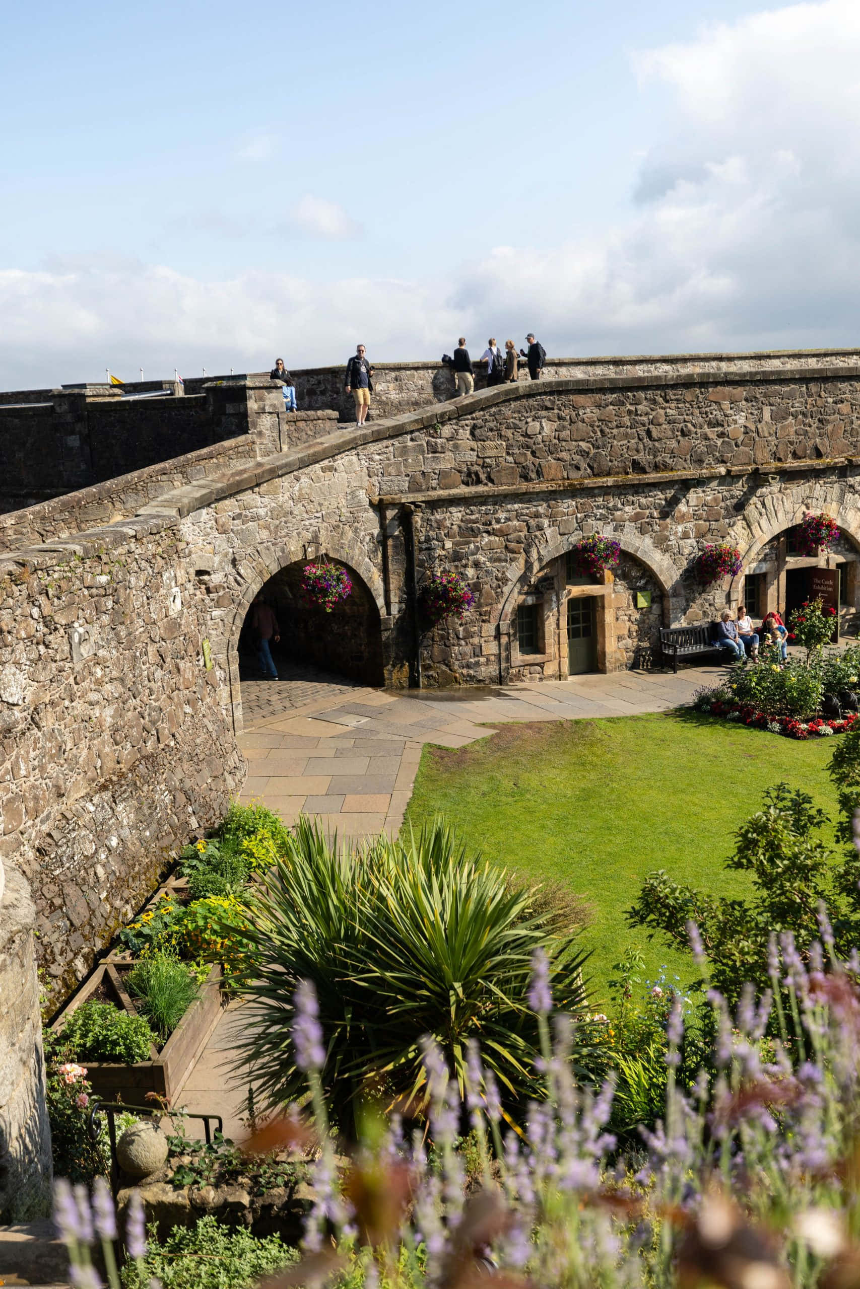 Sterling Castle, stone fortress, arched walkways, 2K Phone Wallpaper