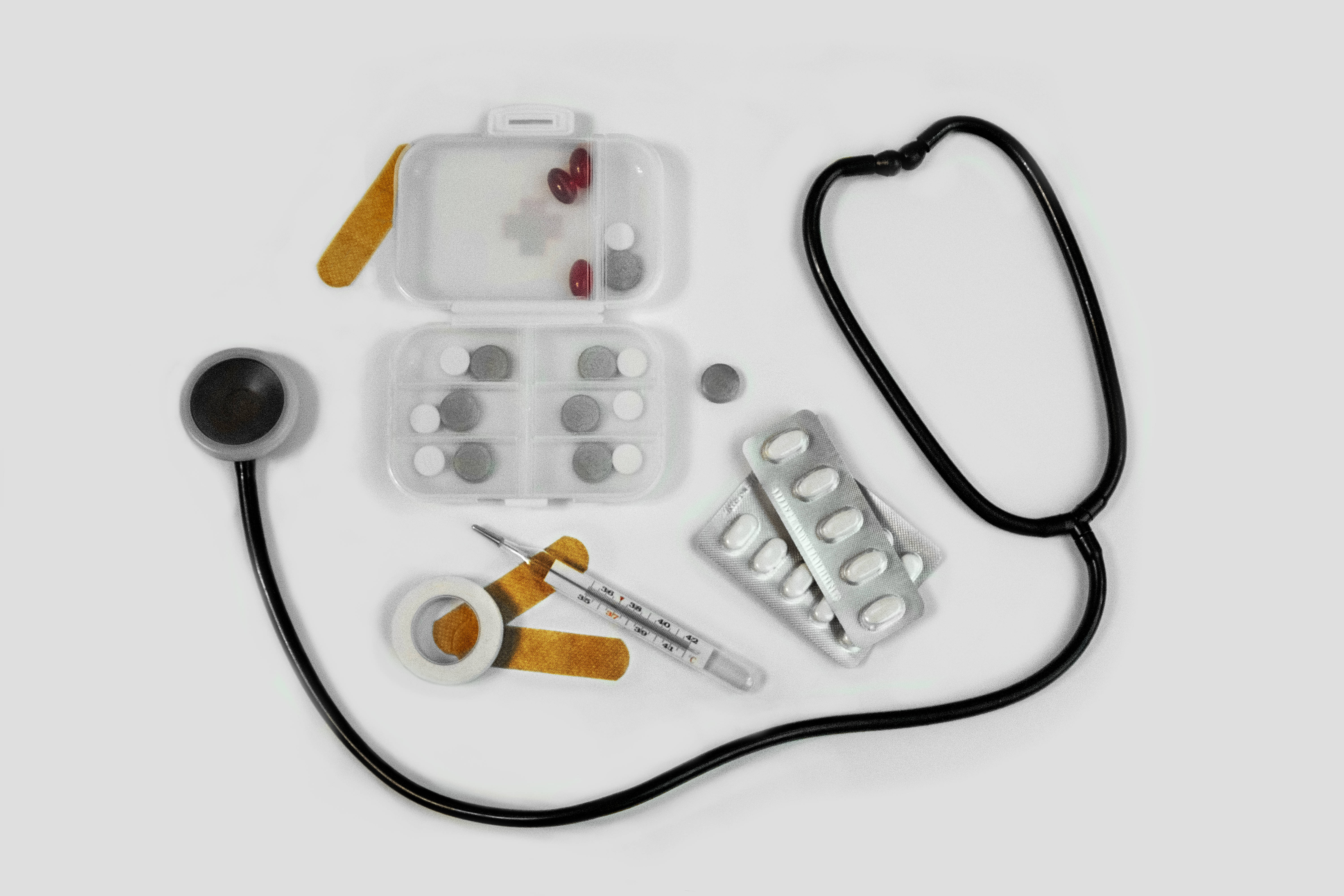 stethoscope, pills, bandages, 5K Desktop Wallpaper