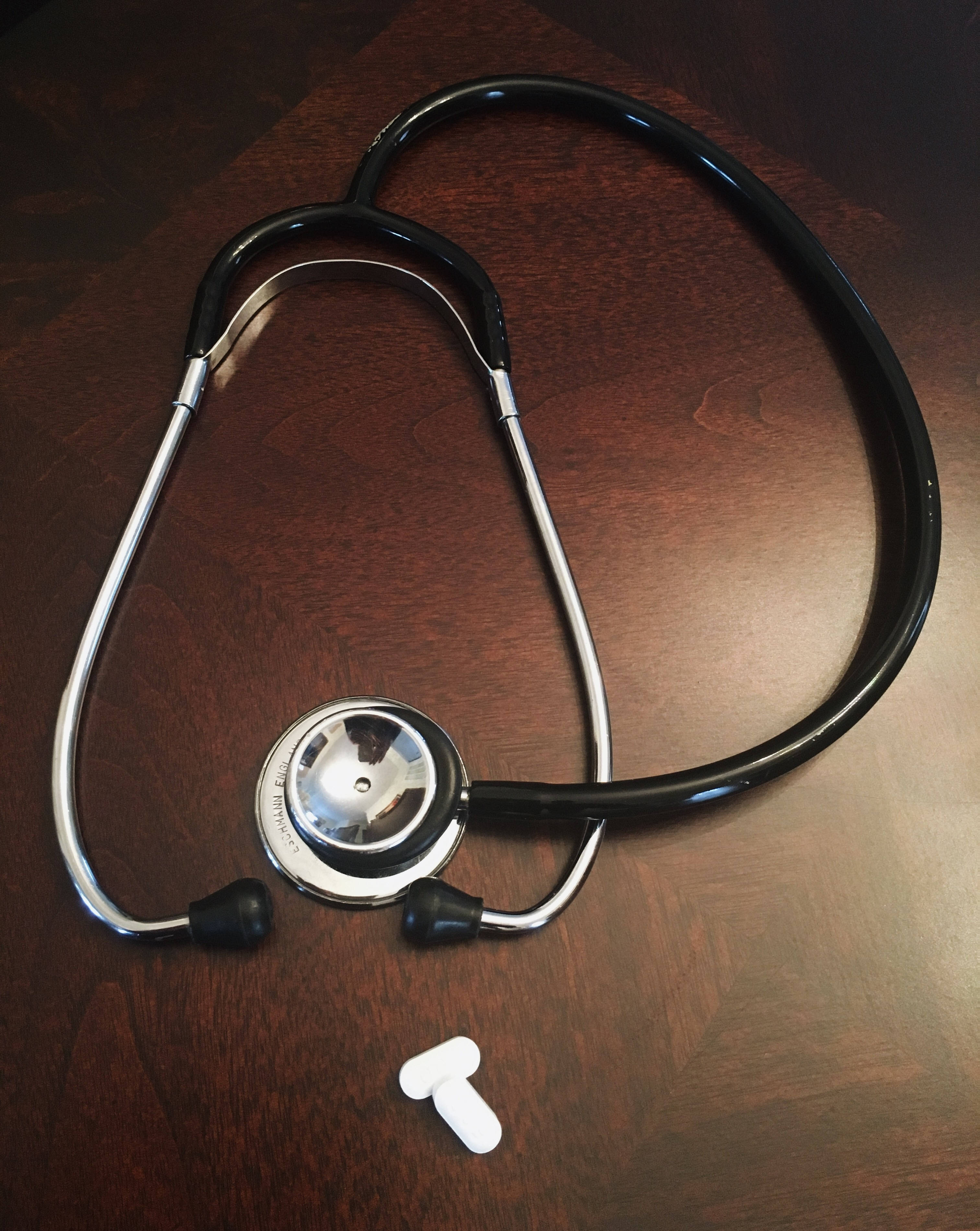 black stethoscope, silver stethoscope, white ear tips, 2K Phone Wallpaper