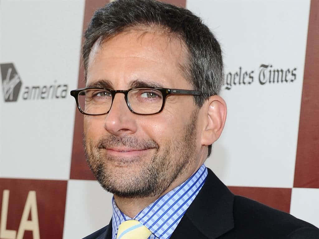 Steve Carell, sharp suit, glasses, SD Desktop Wallpaper