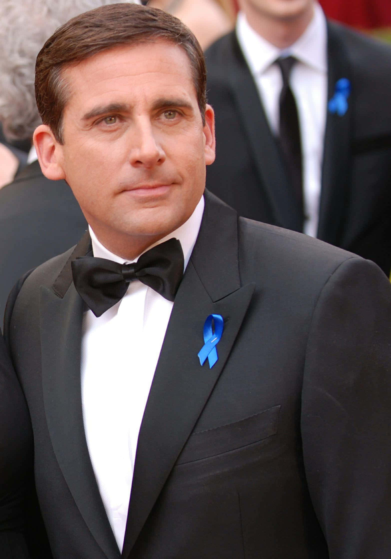 Steve Carell, black tuxedo, blue ribbon pin, Full HD Phone Wallpaper