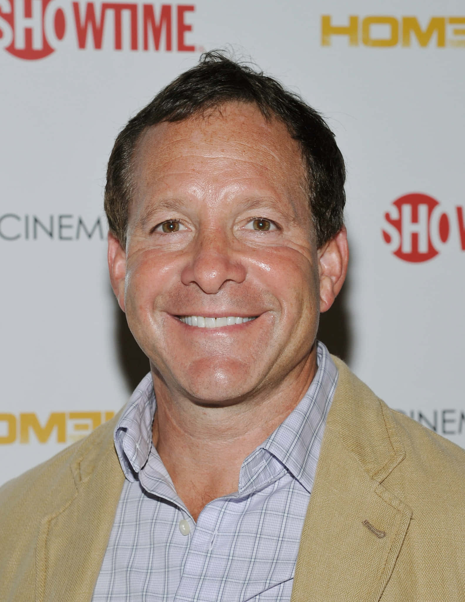 Steve Guttenberg, beige blazer, plaid shirt, Full HD Phone Wallpaper