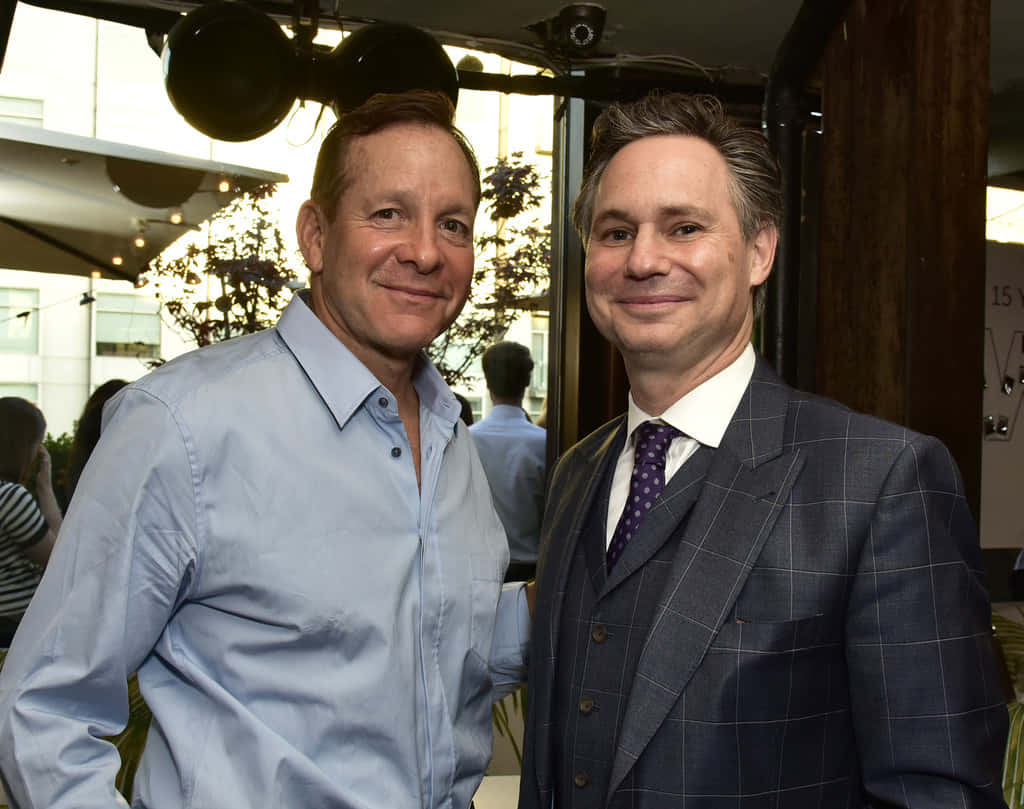 Steve Guttenberg, light blue shirt, dark checkered suit, SD Desktop Wallpaper