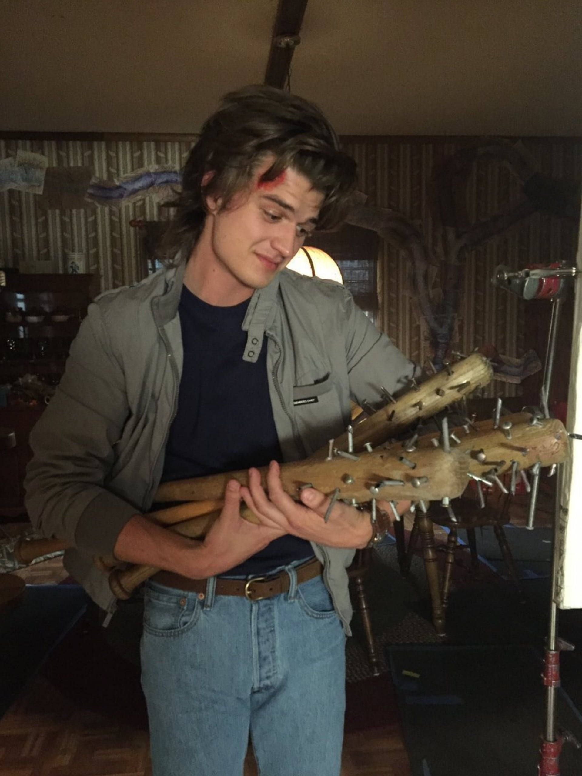 Steve Harrington, nail bats, red mark on his forehead, 2K Phone Wallpaper