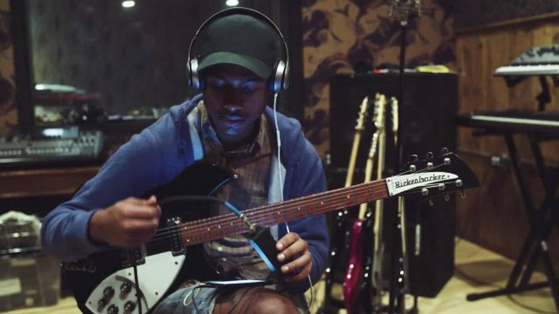 Steve Lacy, black and white electric guitar, recording studio, Full HD Desktop Wallpaper