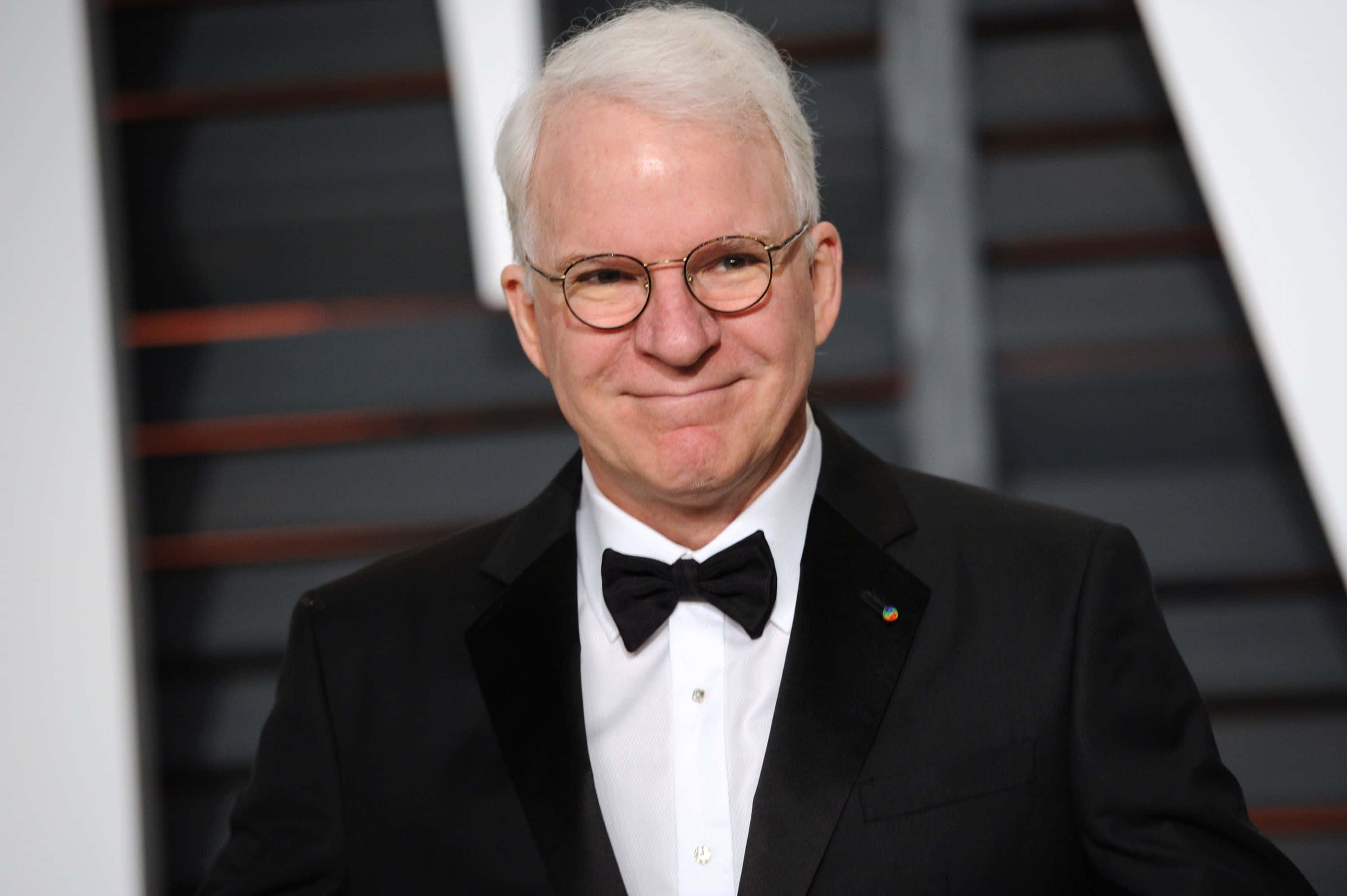 Steve Martin, white hair, glasses, 2K Desktop Wallpaper