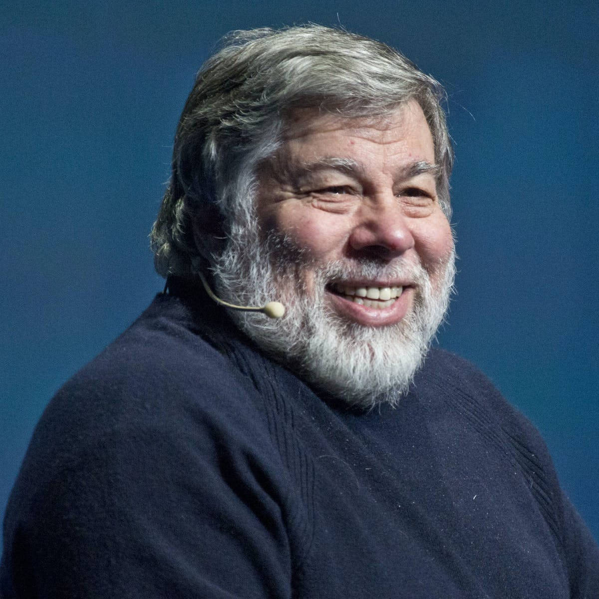 Steve Wozniak, white beard, headset, SD Desktop Wallpaper