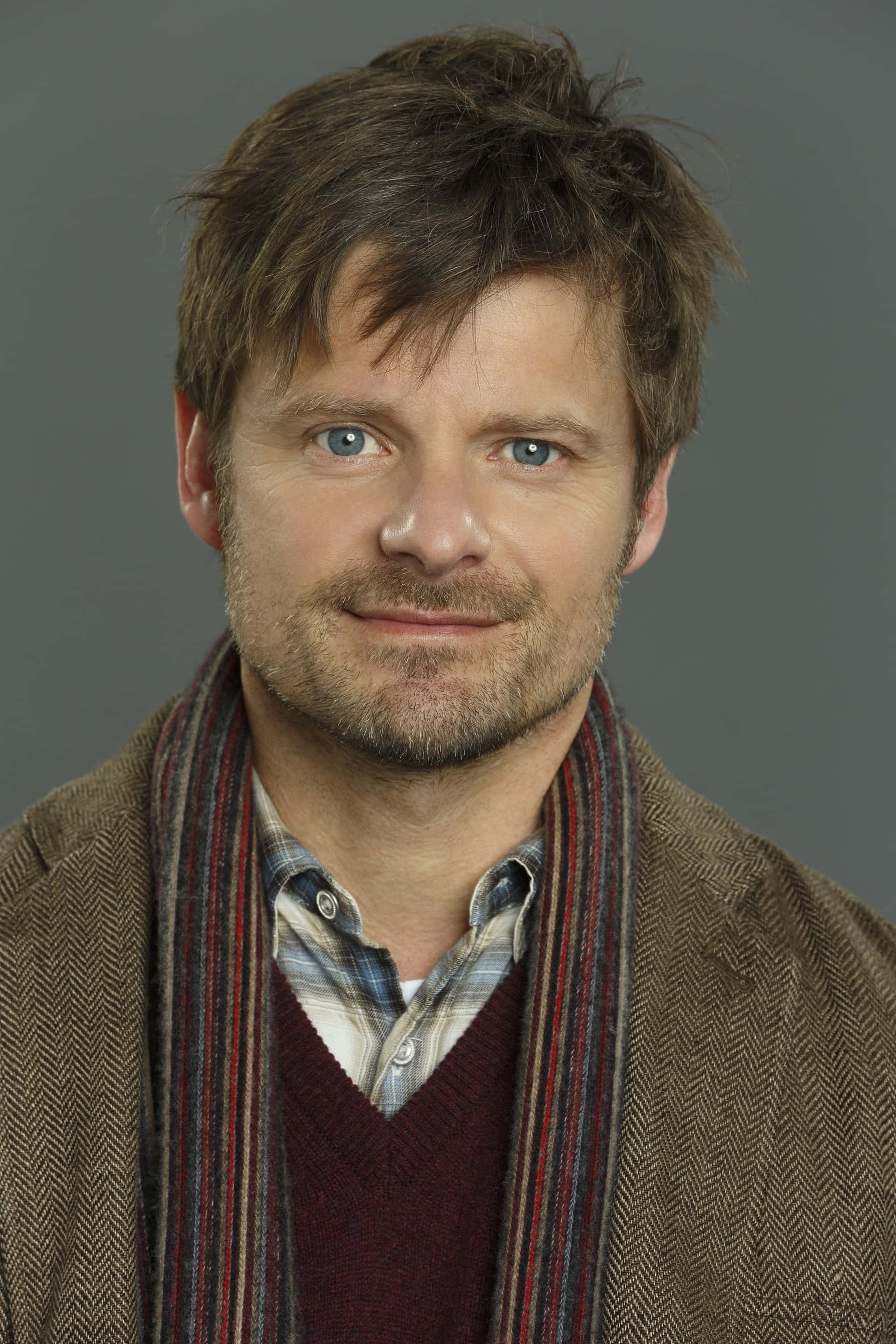 Steve Zahn, striped scarf, herringbone coat, 2K Phone Wallpaper