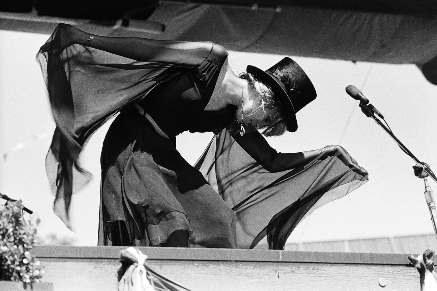 Stevie Nicks, top hat, flowing gown, HD Desktop Wallpaper