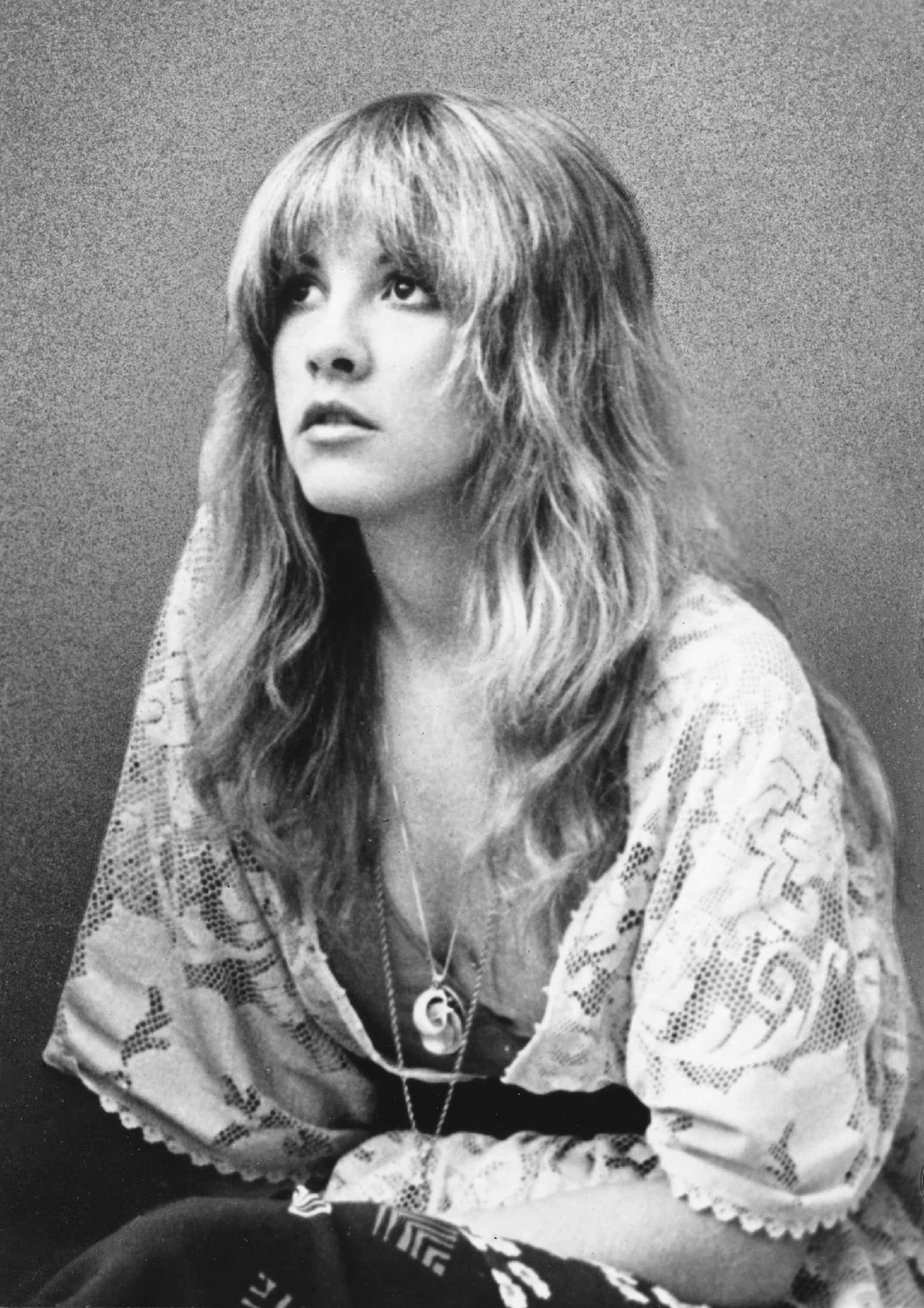 Stevie Nicks, black and white portrait, long wavy hair, Full HD Phone Wallpaper