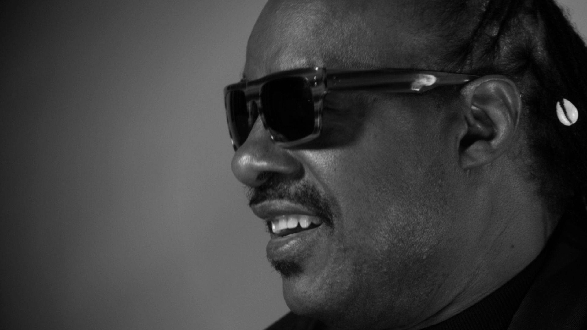 Stevie Wonder, sunglasses, dreadlocks, Full HD Desktop Wallpaper