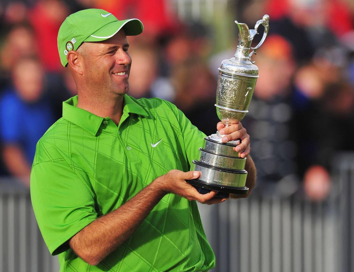 Stewart Cink, bright green shirt, large silver trophy, HD Desktop Wallpaper