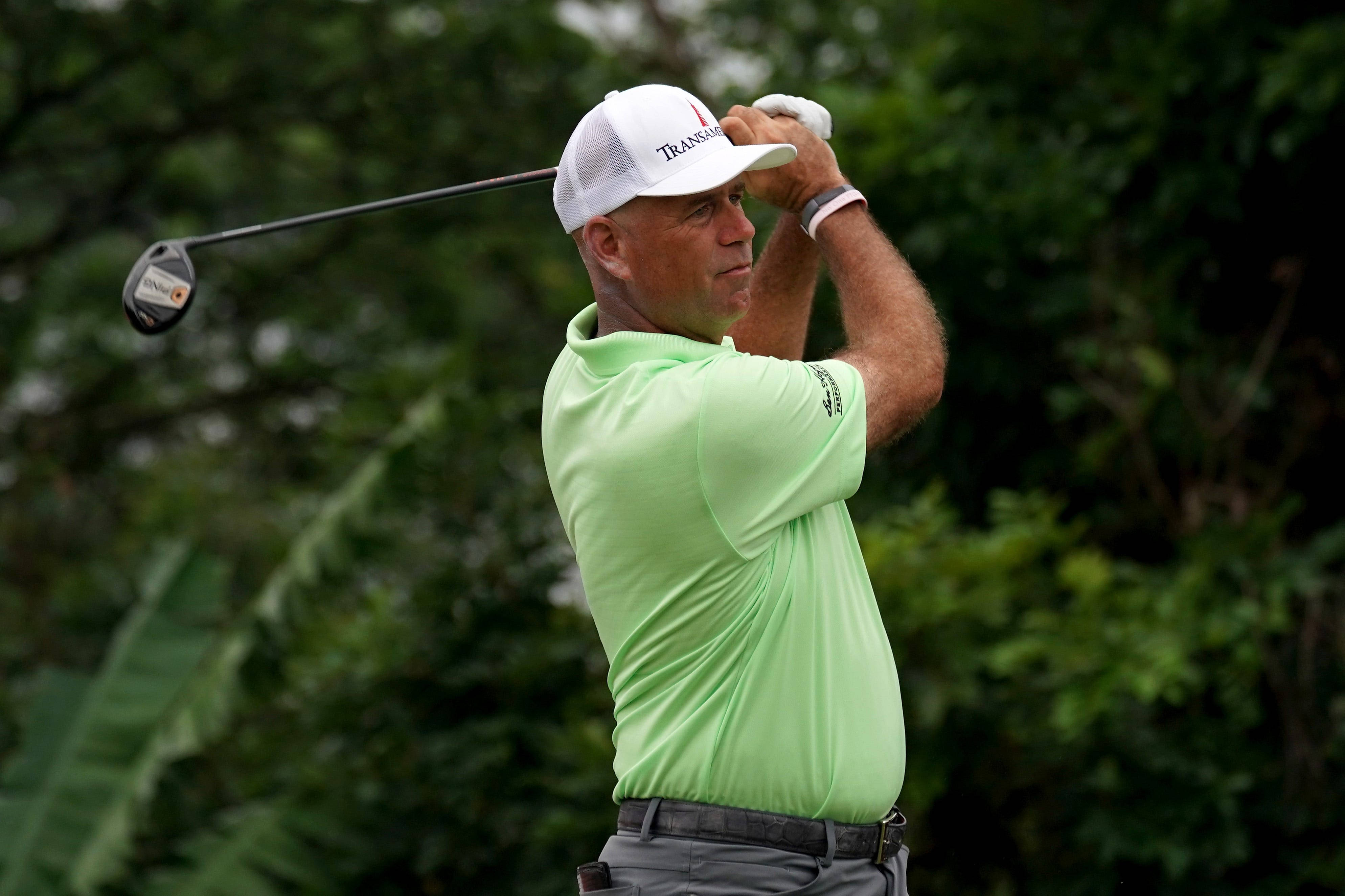 Stewart Cink, golf club, bright green shirt, 4K Desktop Wallpaper