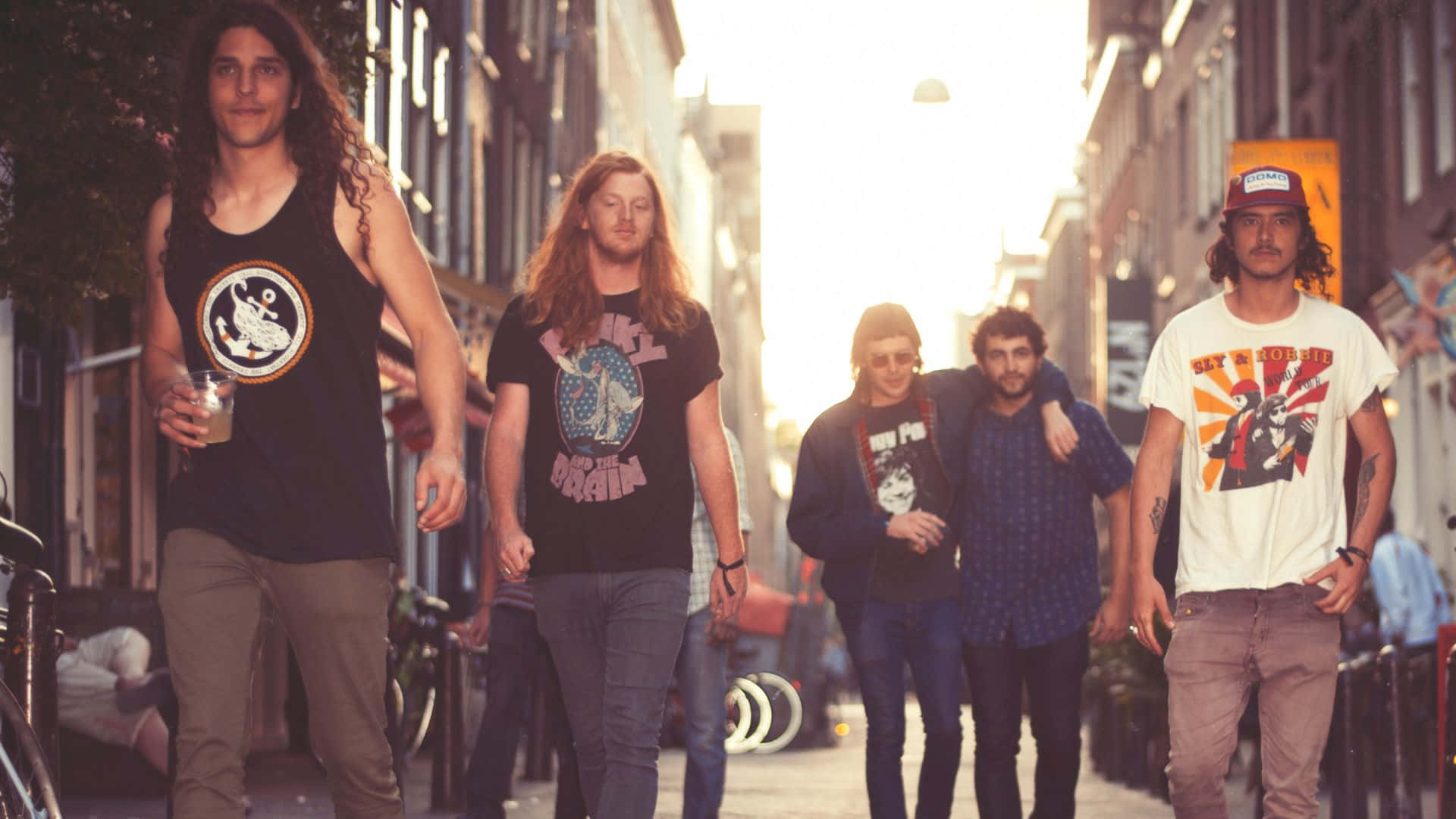 Sticky Fingers, sunlit urban alleyway, long hair, Full HD Desktop Wallpaper