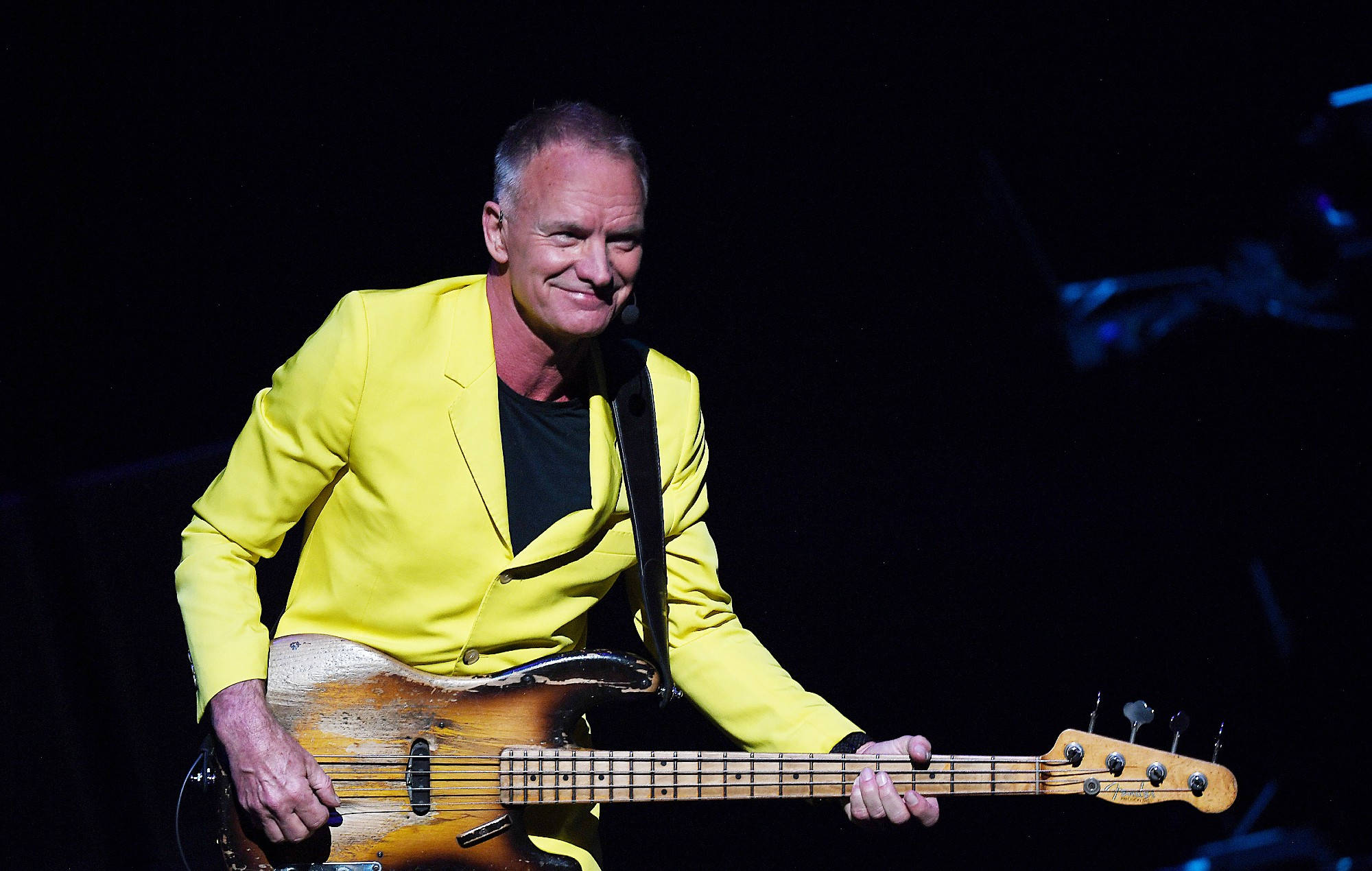 Sting, yellow suit, sunburst bass guitar, Full HD Desktop Wallpaper
