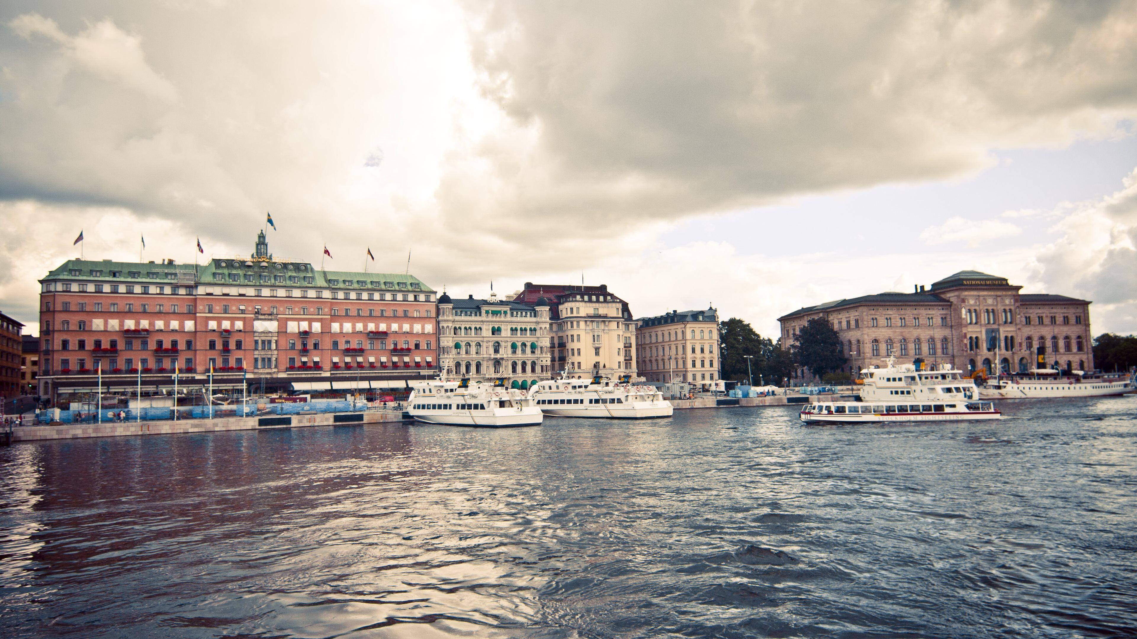 Stockholm, waterfront, historic buildings, 4K Desktop Wallpaper