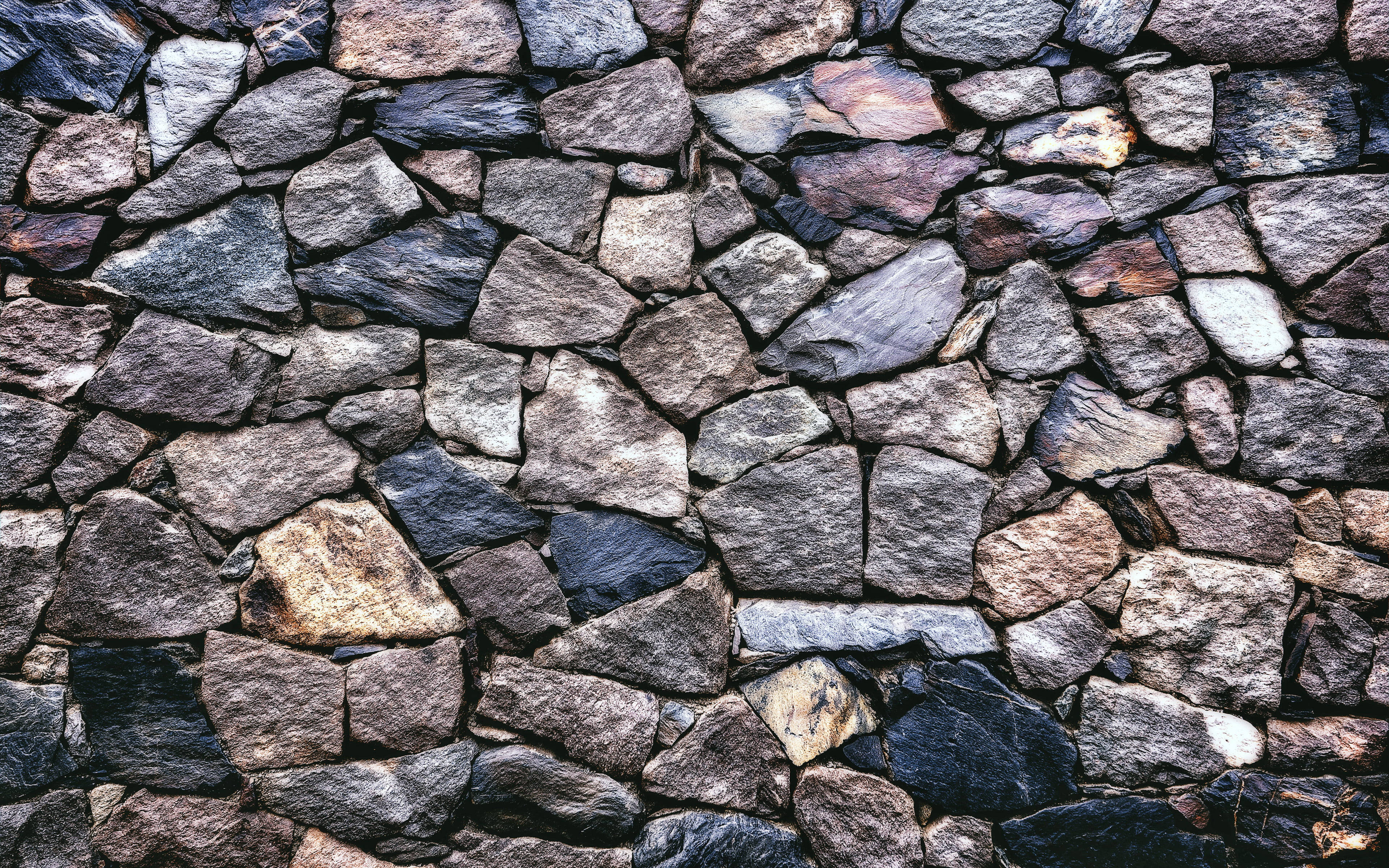 cool toned stone wall, gray brown, black, 4K Desktop Wallpaper