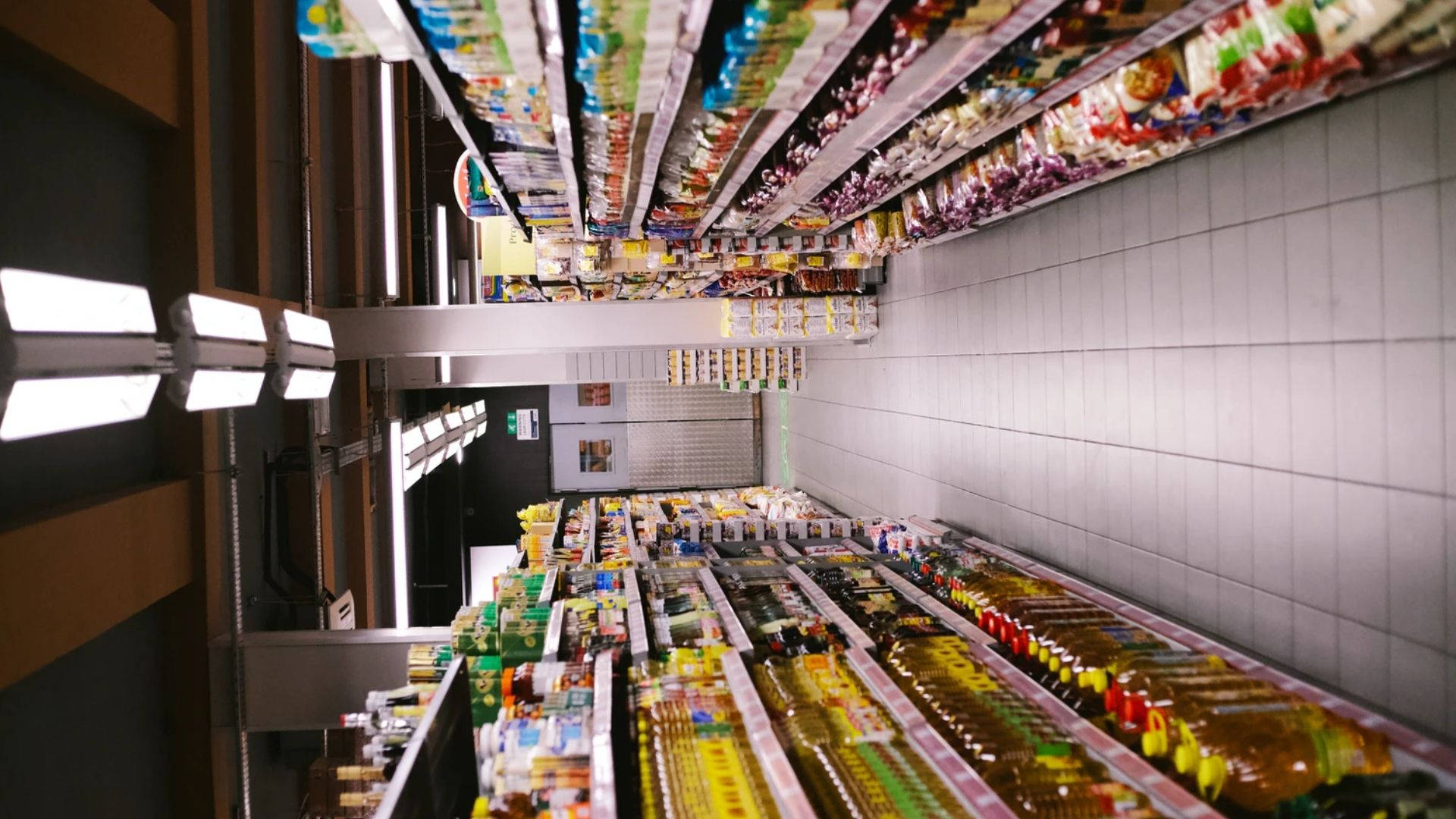 supermarket aisles, colorful packaged goods, bottled beverages, Full HD Desktop Wallpaper