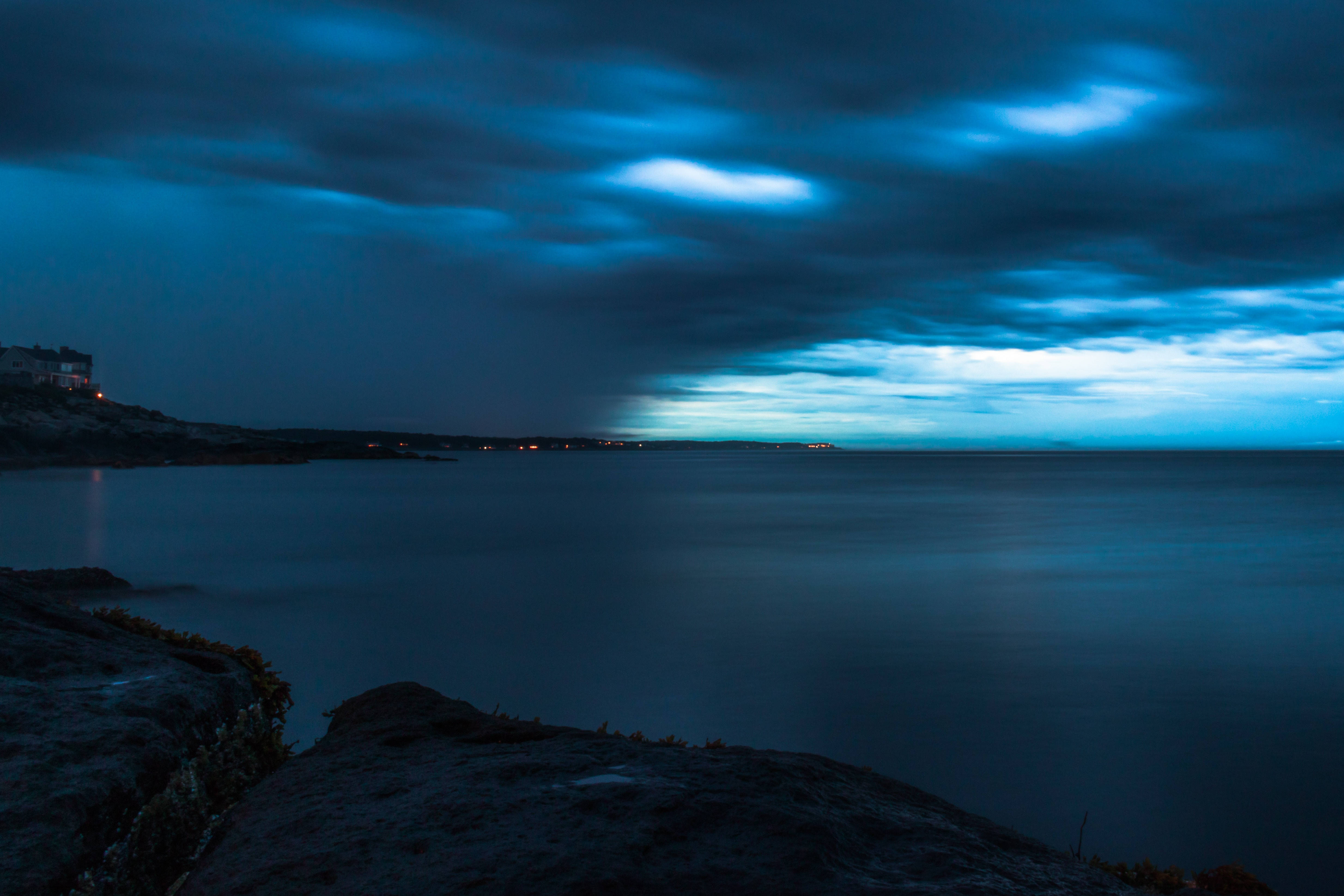 twilight, cloudy storm sky, glowing blue clouds, 4K Desktop Wallpaper