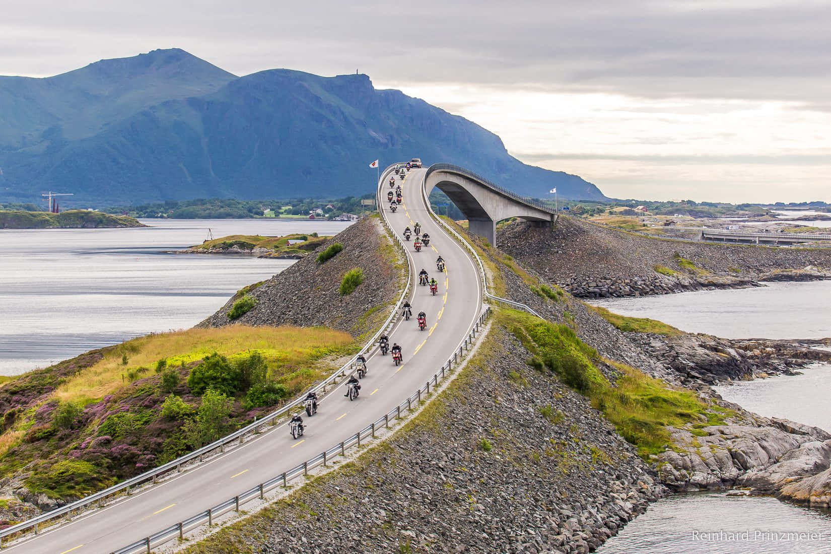 Storseisundet Bridge, motorcyclists, winding coastal road, HD Desktop Wallpaper