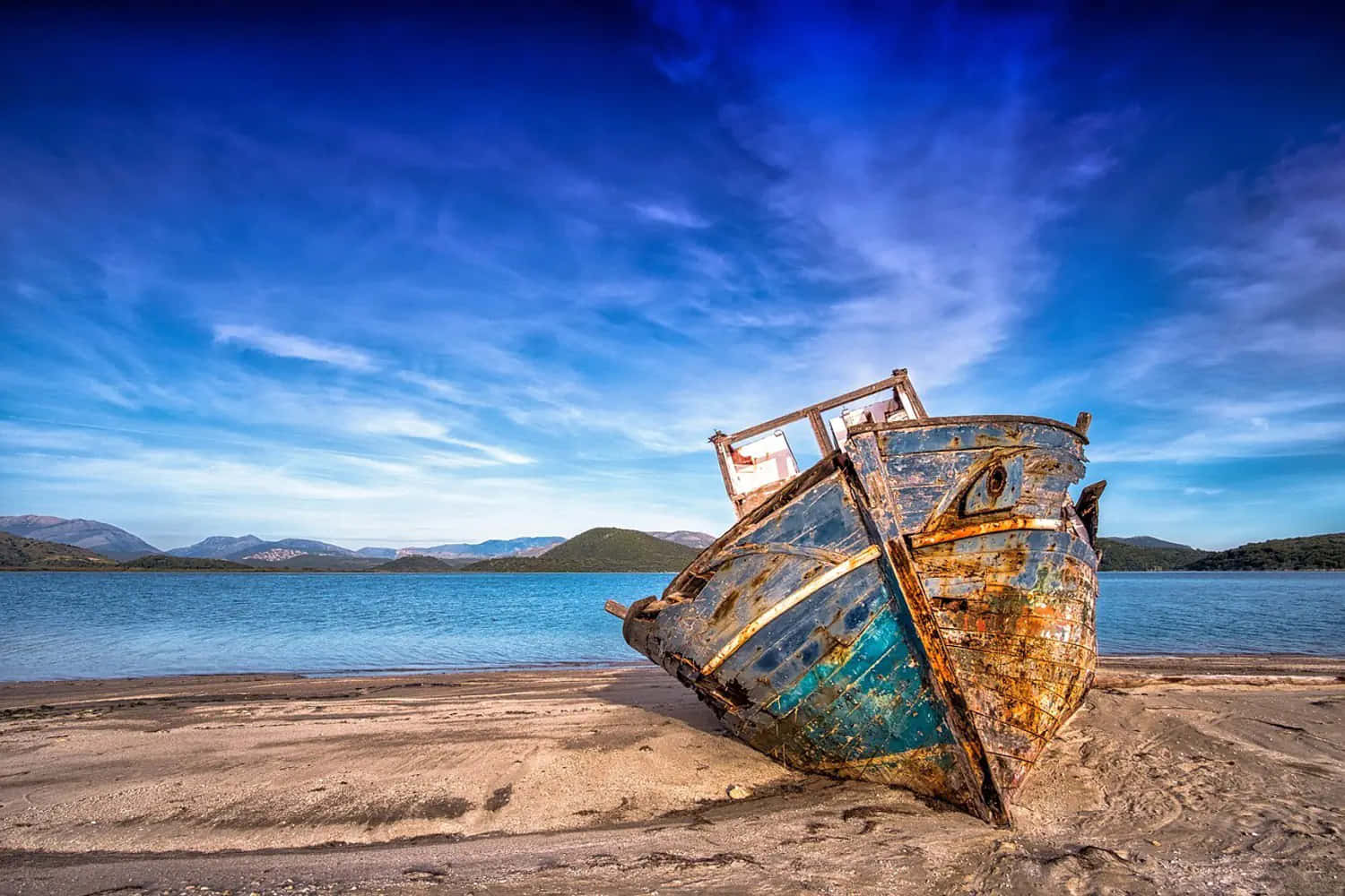 rusty boat, blue boat, sandy shore, HD Desktop Wallpaper