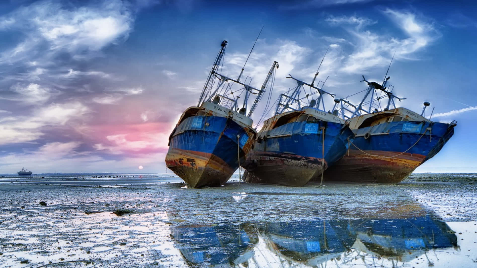 three stranded ships, weathered blue fishing boats, wet tidal flat, Full HD Desktop Wallpaper
