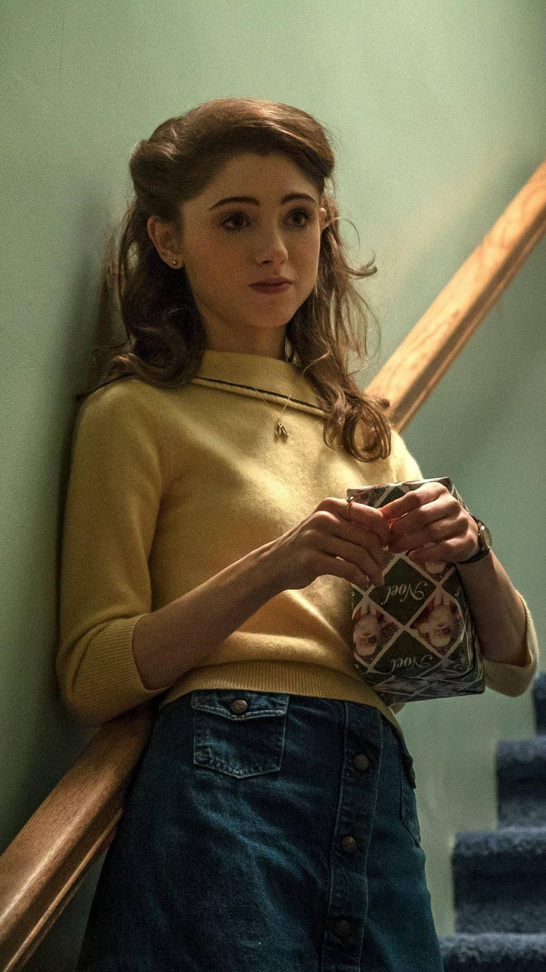 Stranger Things, iPhone, yellow sweater, Full HD Phone Wallpaper