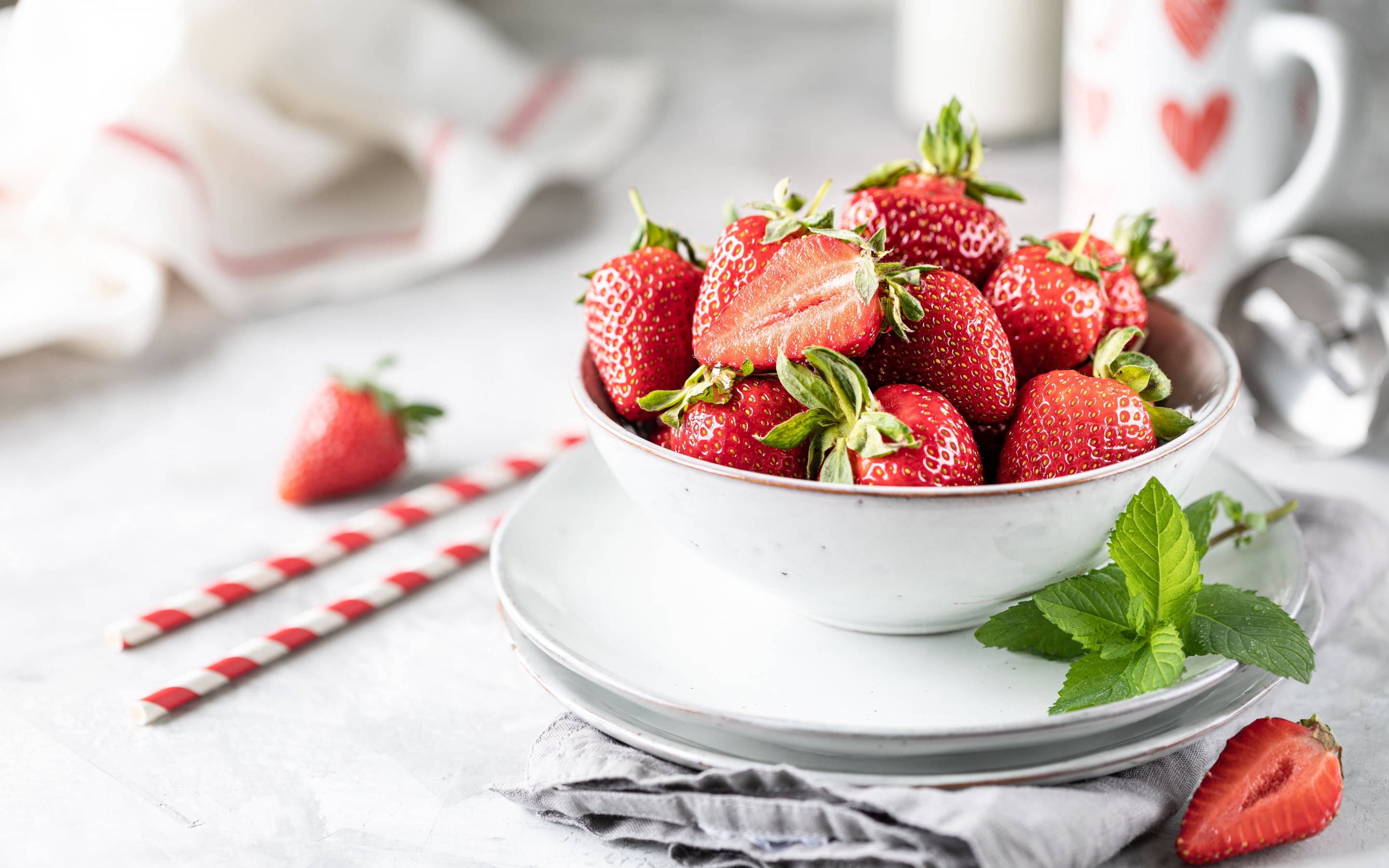 Bowl Of Strawberry Desktop, white bowl, fresh ripe strawberries, 2K Desktop Wallpaper