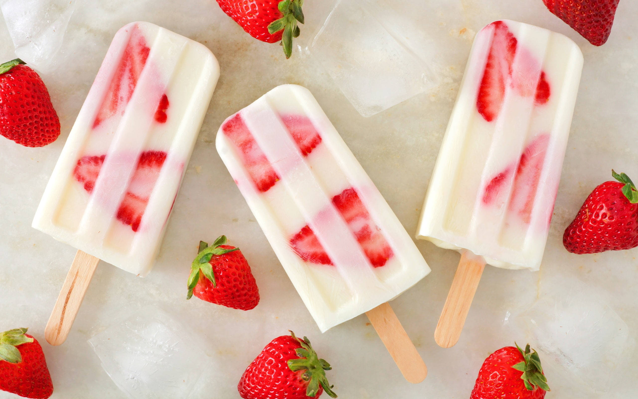 strawberry popsicles, fresh whole strawberries, ice cubes, 2K Desktop Wallpaper