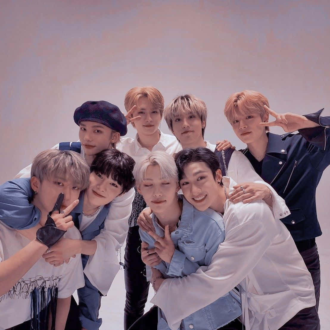 Stray Kids, group pose, stylish casual wear, SD Desktop Wallpaper