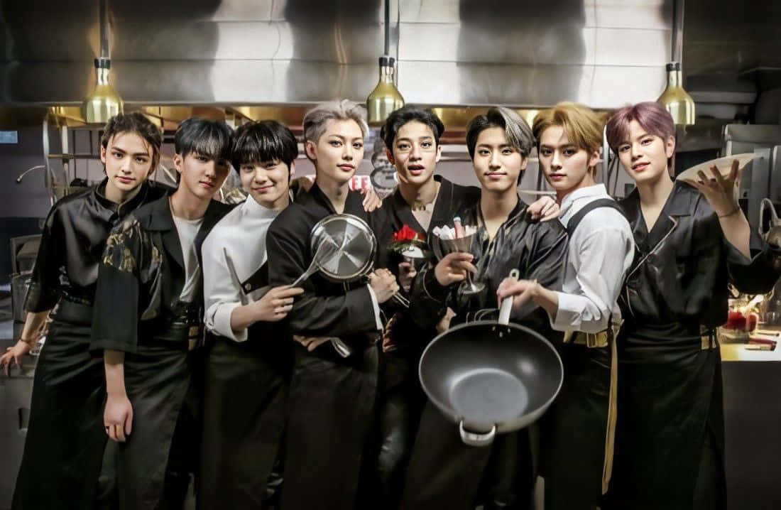 Stray Kids, OT8, black chef attire, SD Desktop Wallpaper