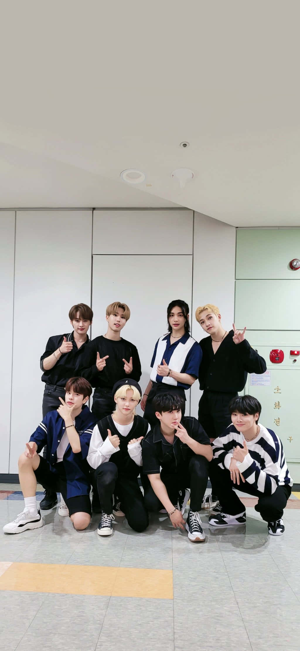 Stray Kids, OT8, black and white outfits, Full HD Phone Wallpaper