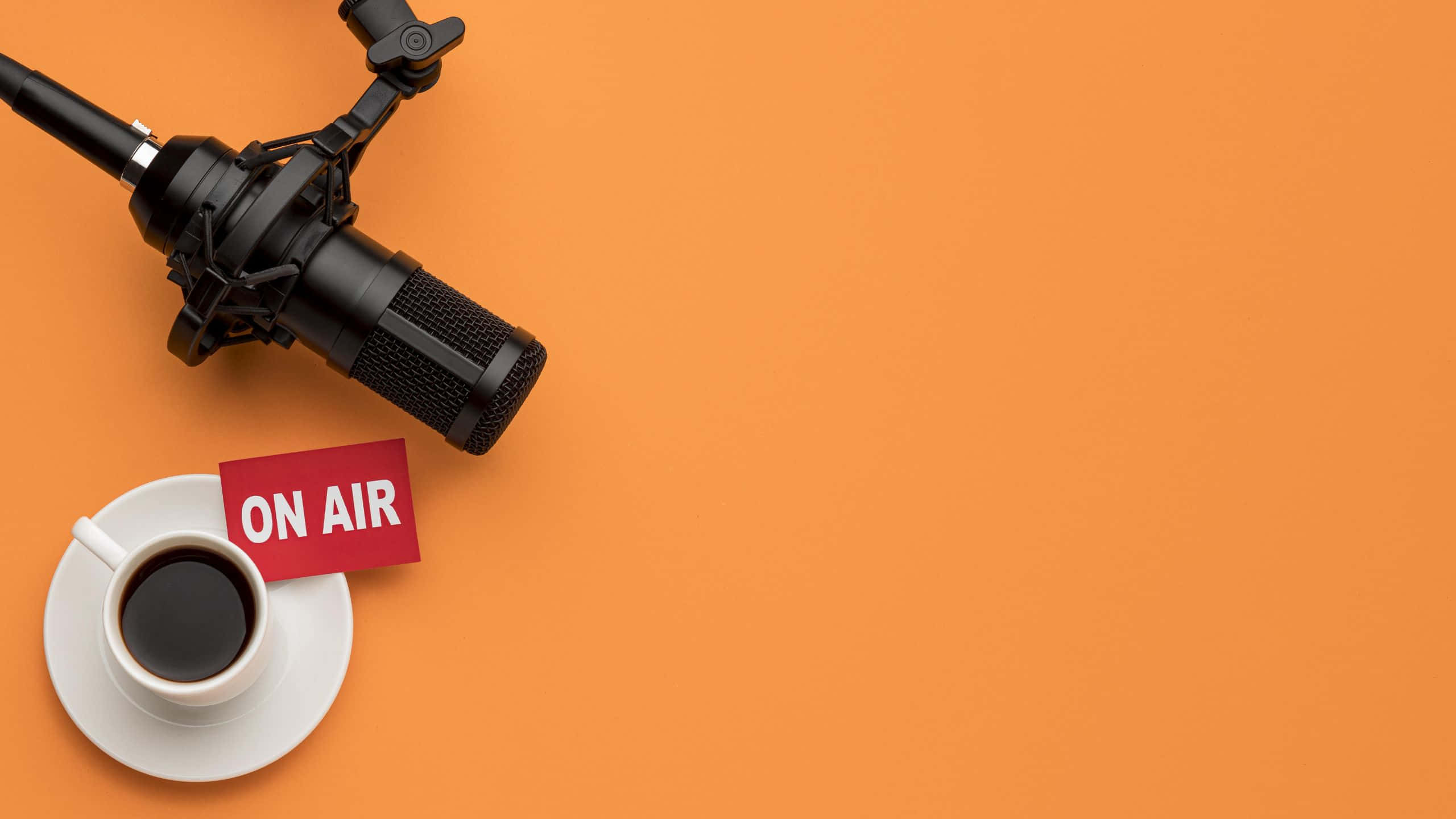 Streaming, black studio microphone, coffee cup, 2K Desktop Wallpaper