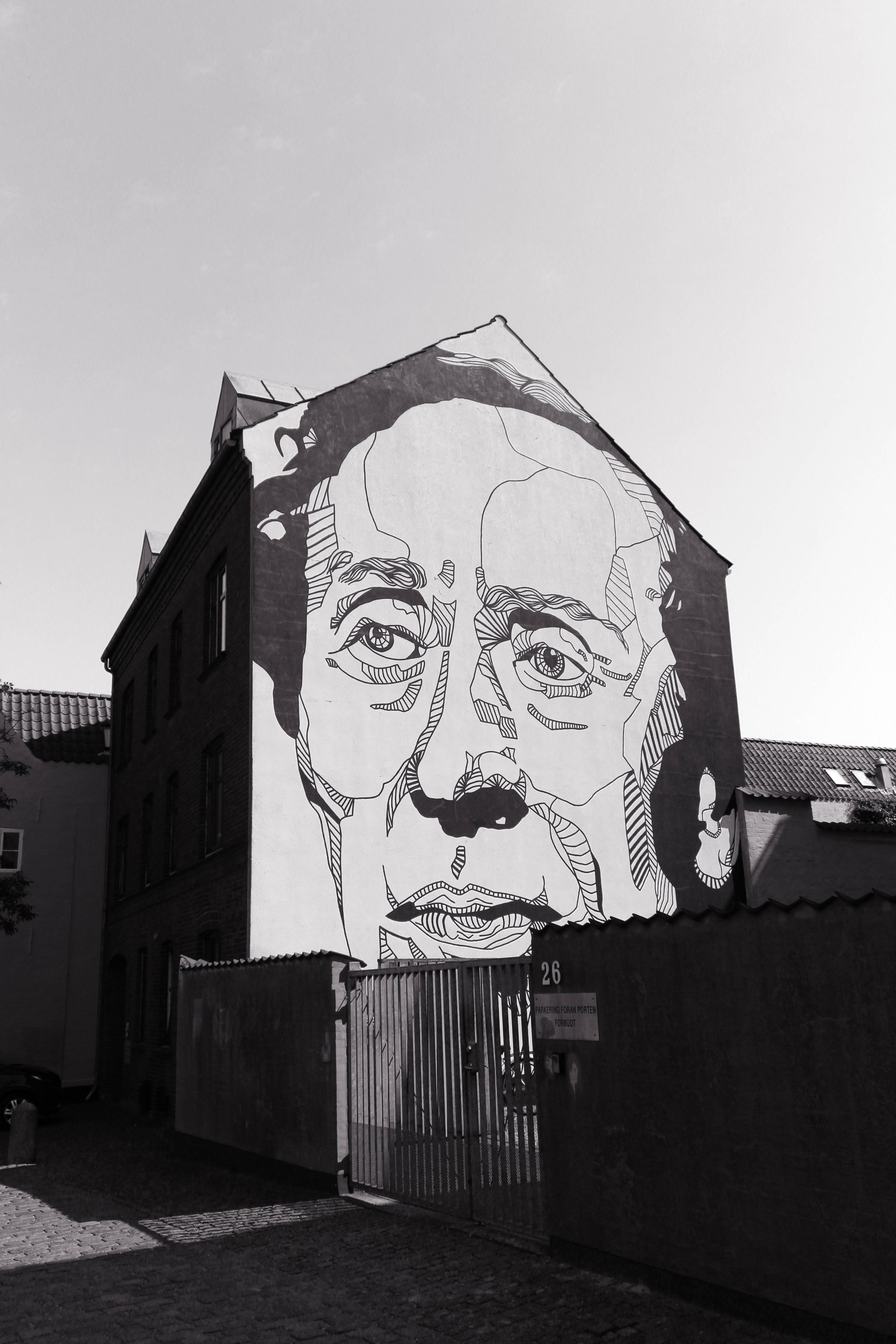 grayscale face, building, urban alleyway, 5K Phone Wallpaper