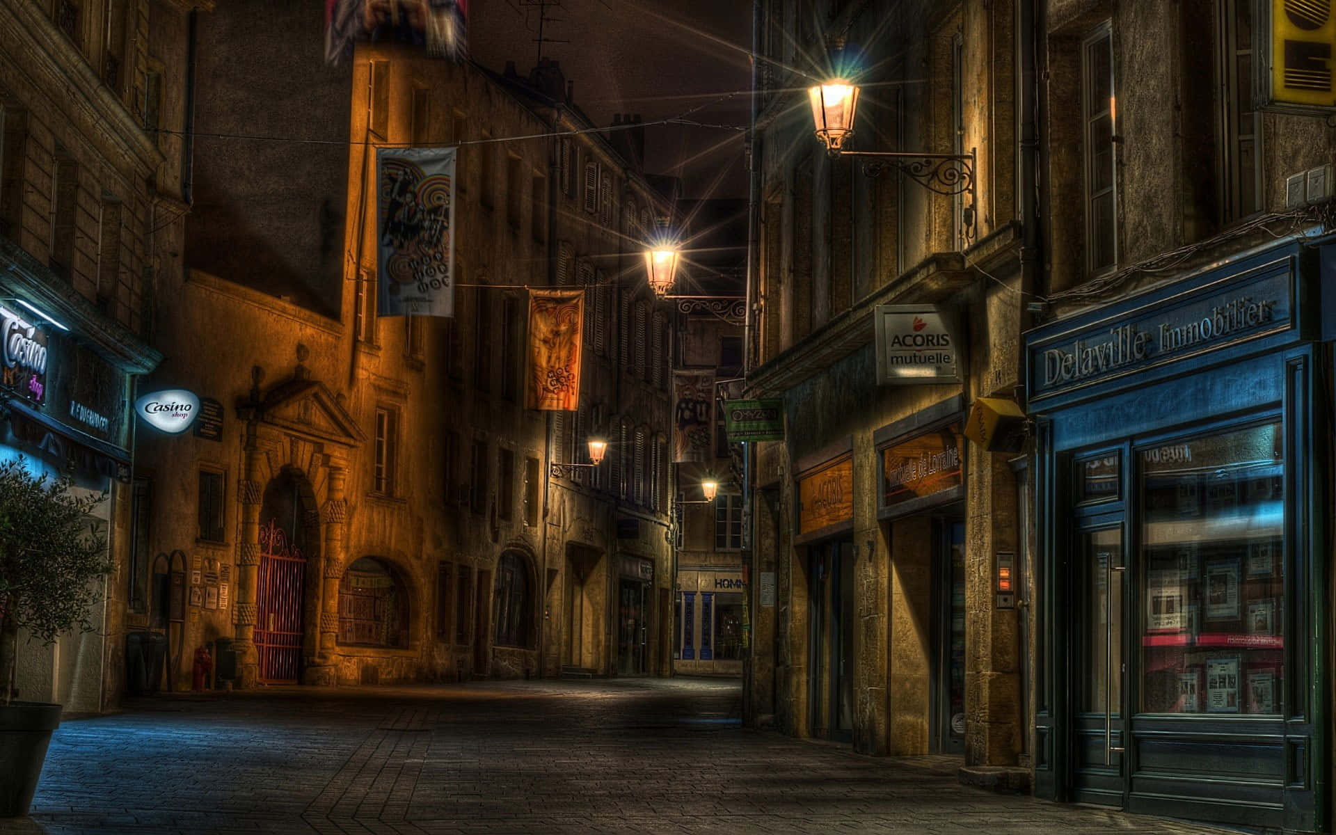 Street Light, European street, night, Full HD Desktop Wallpaper