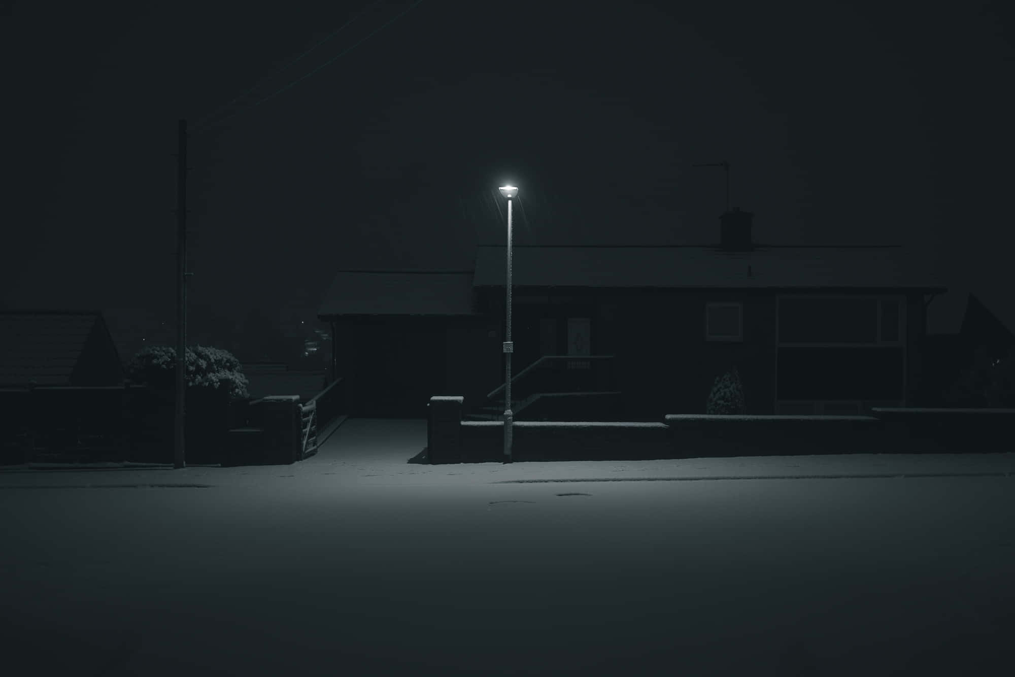 street light, snow-covered suburban street, night, Full HD Desktop Wallpaper