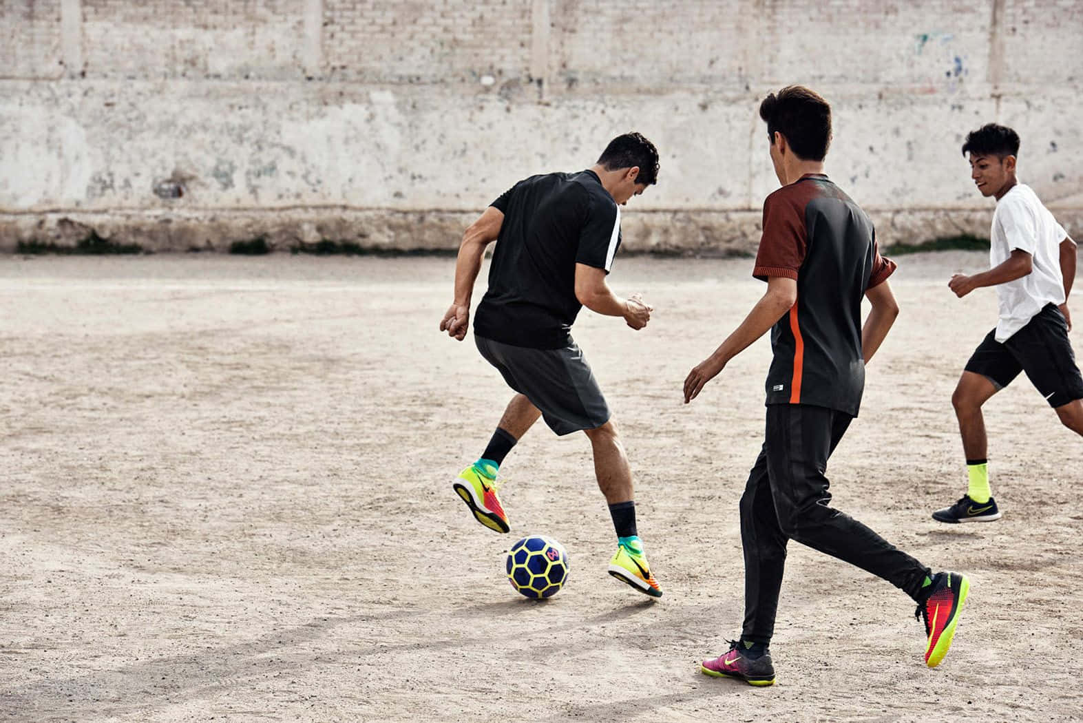 Street Soccer, dusty urban court, weathered brick wall, HD Desktop Wallpaper