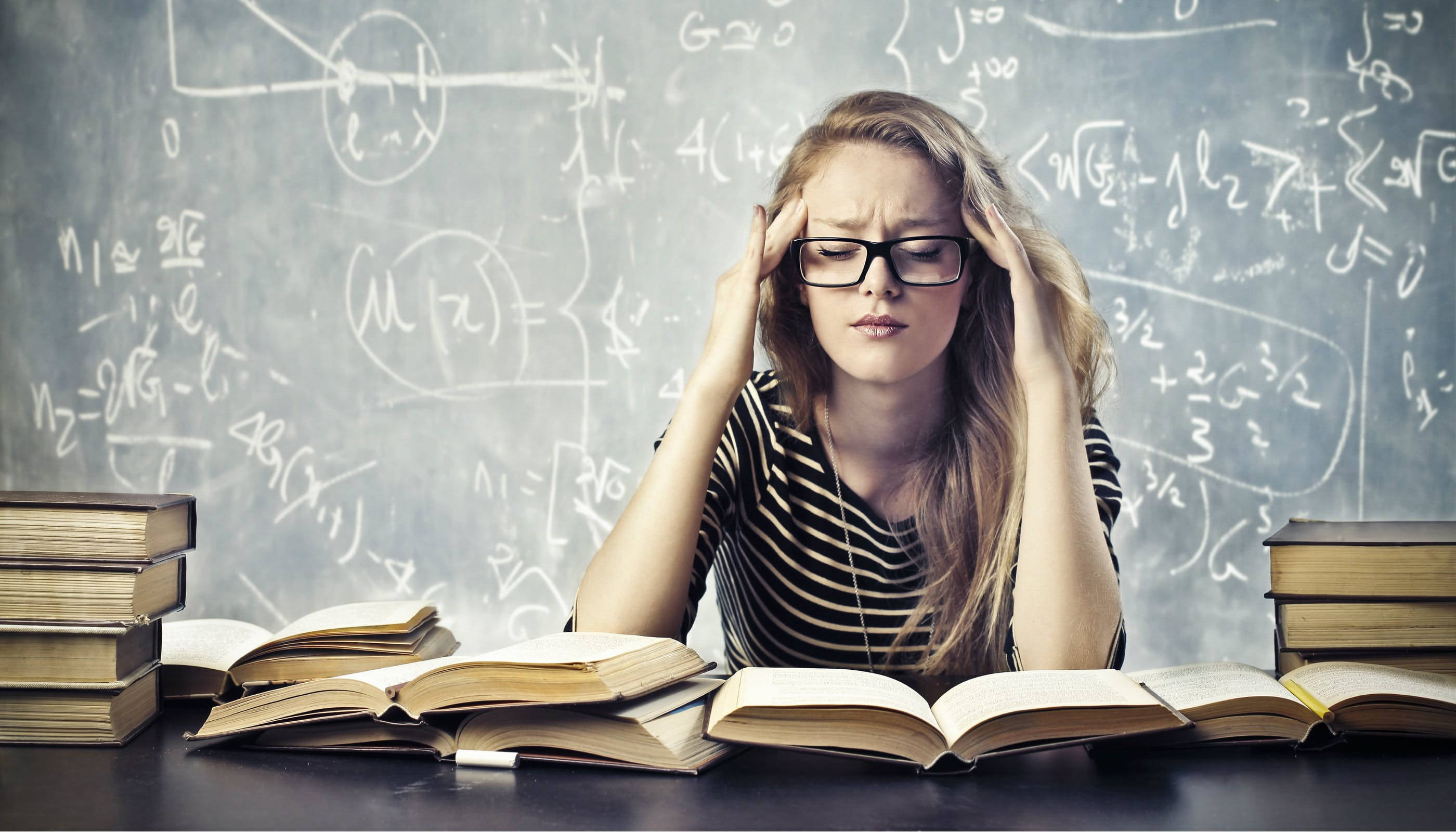 Study 4K Stress, student, glasses, 2K Desktop Wallpaper