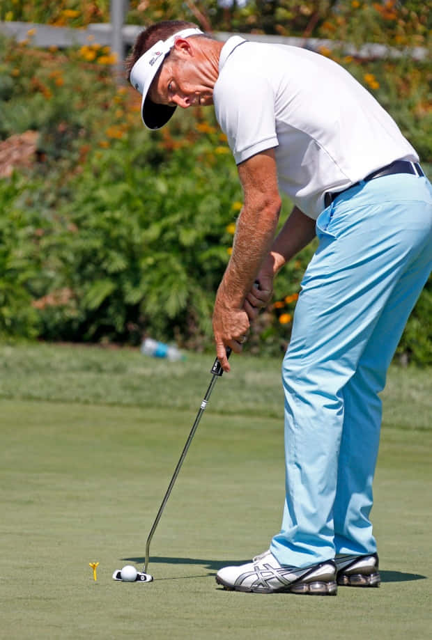 Stuart Appleby, tee shot, light blue pants, SD Phone Wallpaper