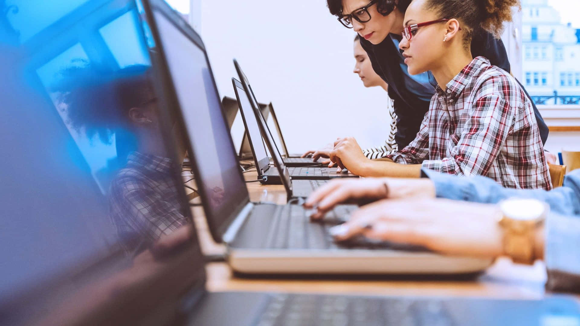students, laptops, bright classroom, Full HD Desktop Wallpaper