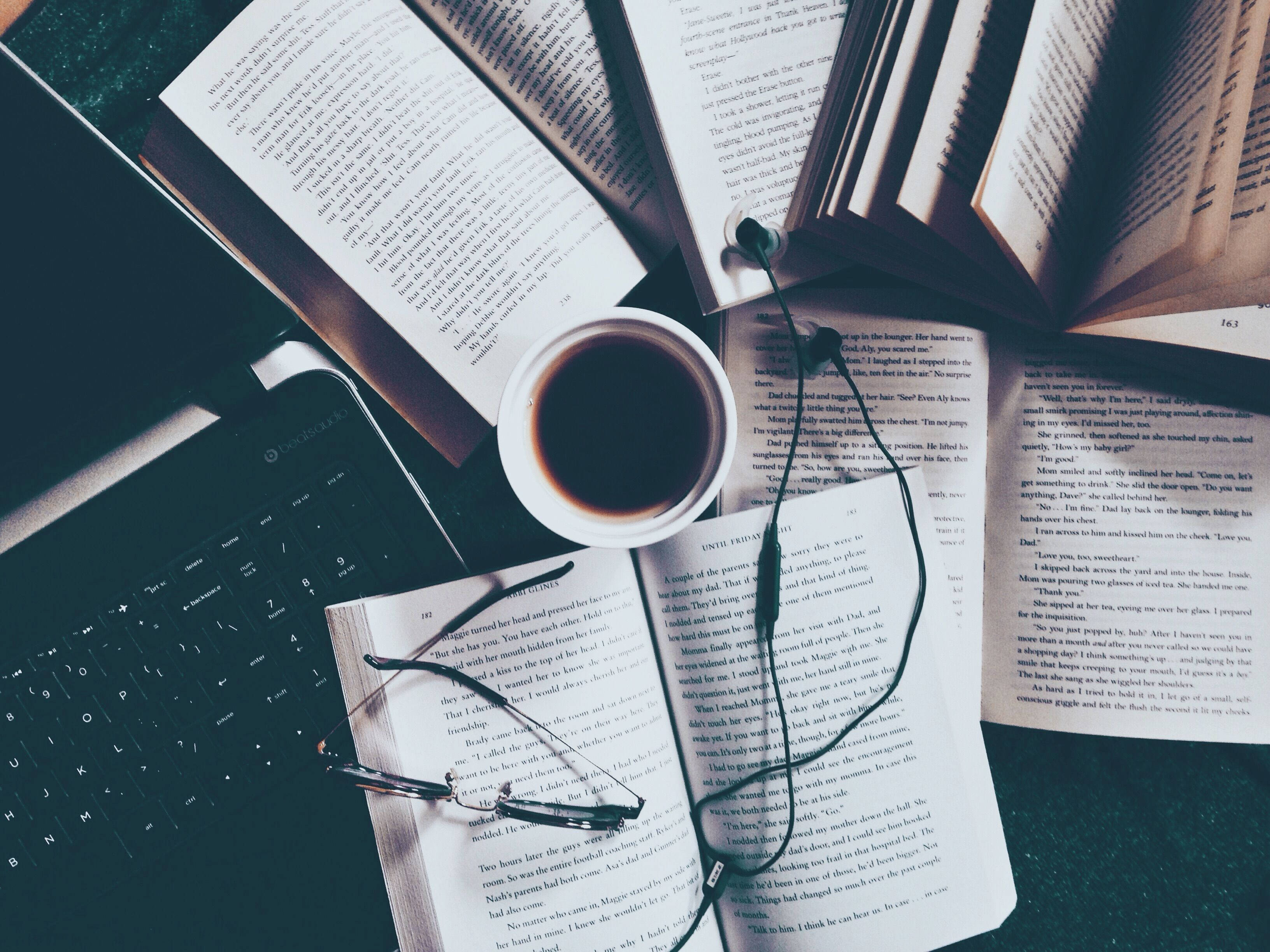 desk, study aesthetic, laptop keyboard, 2K Desktop Wallpaper