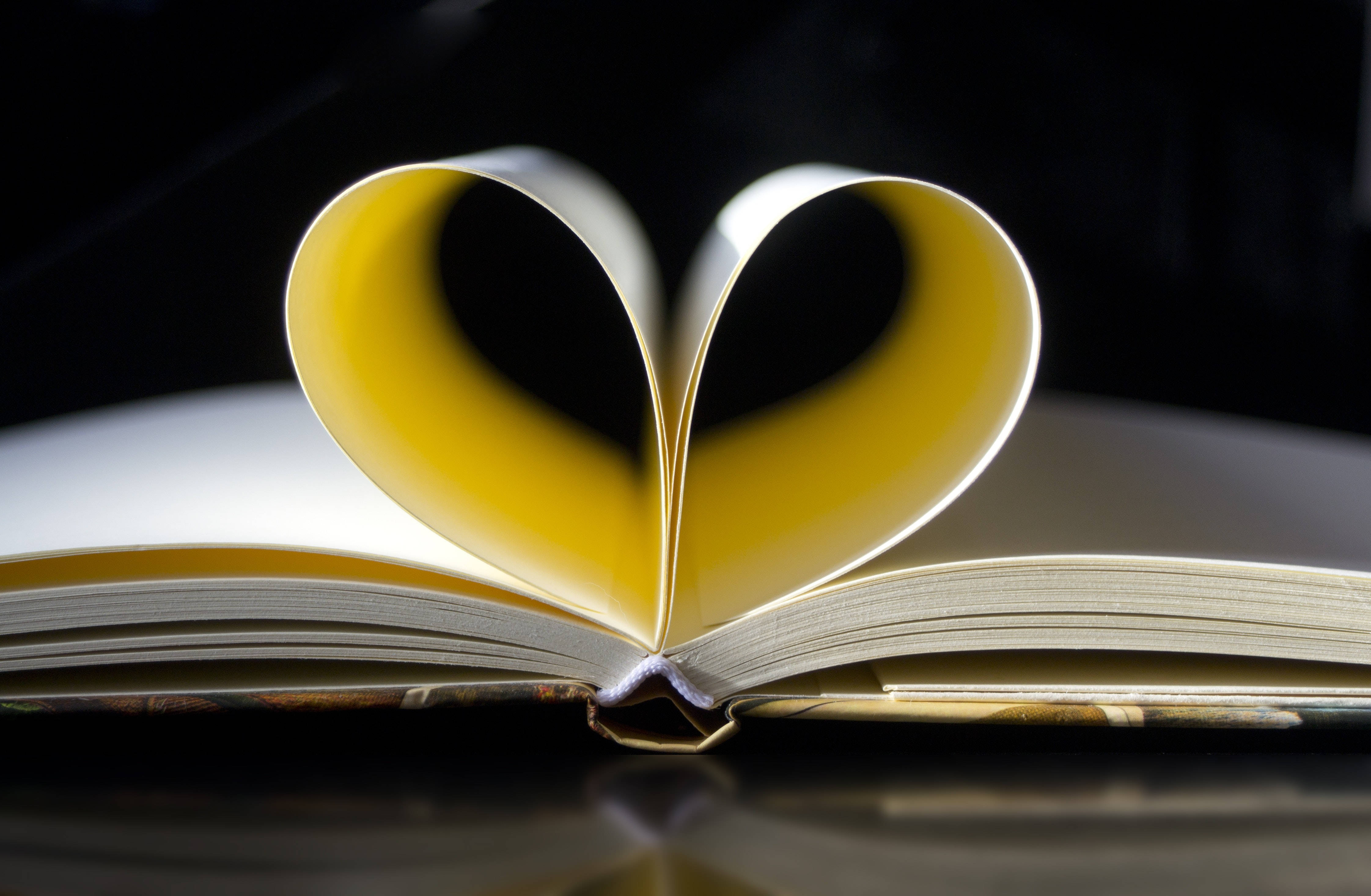 book pages, heart shape, yellow pages, 4K Desktop Wallpaper