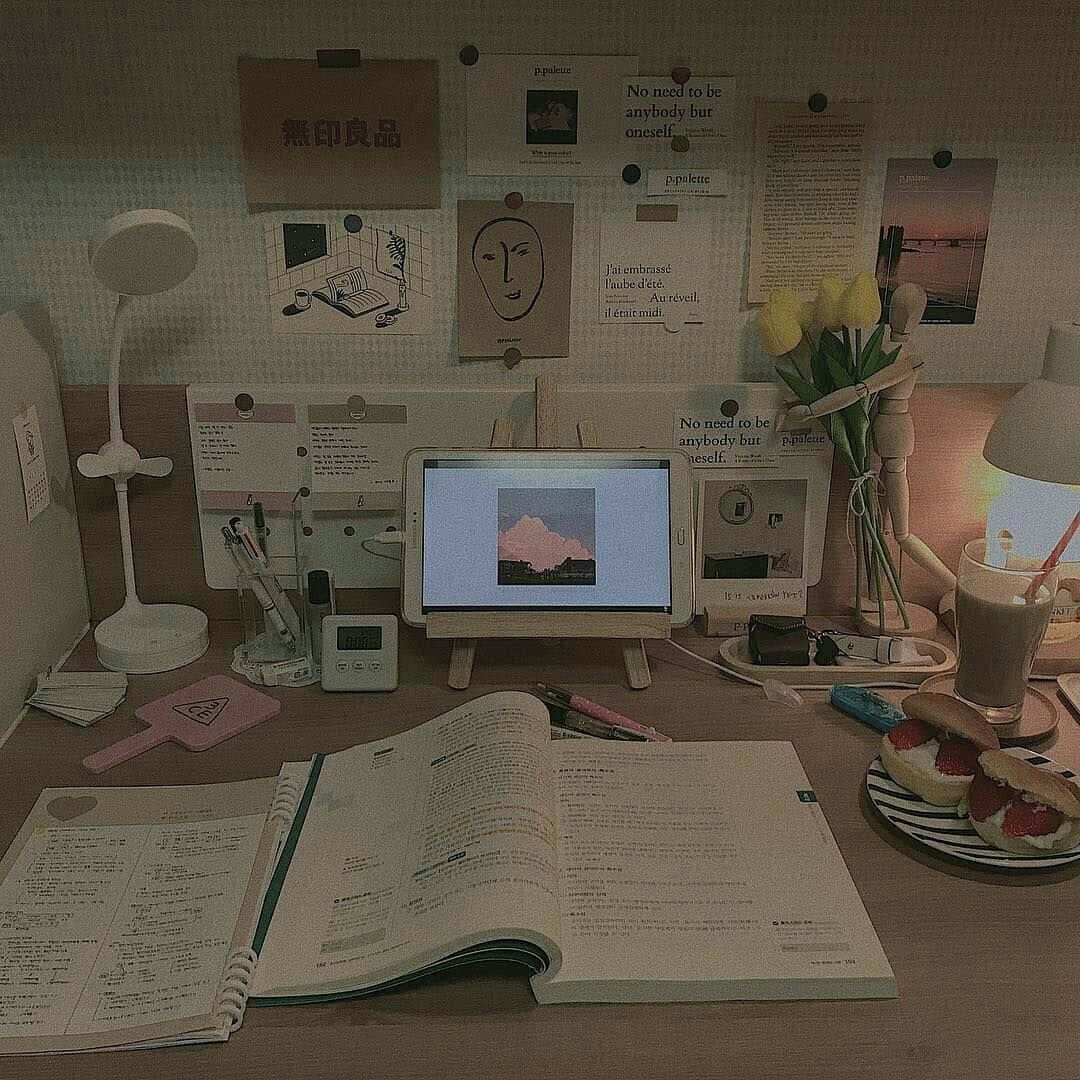 cozy study desk, dusk, open textbook, SD Desktop Wallpaper