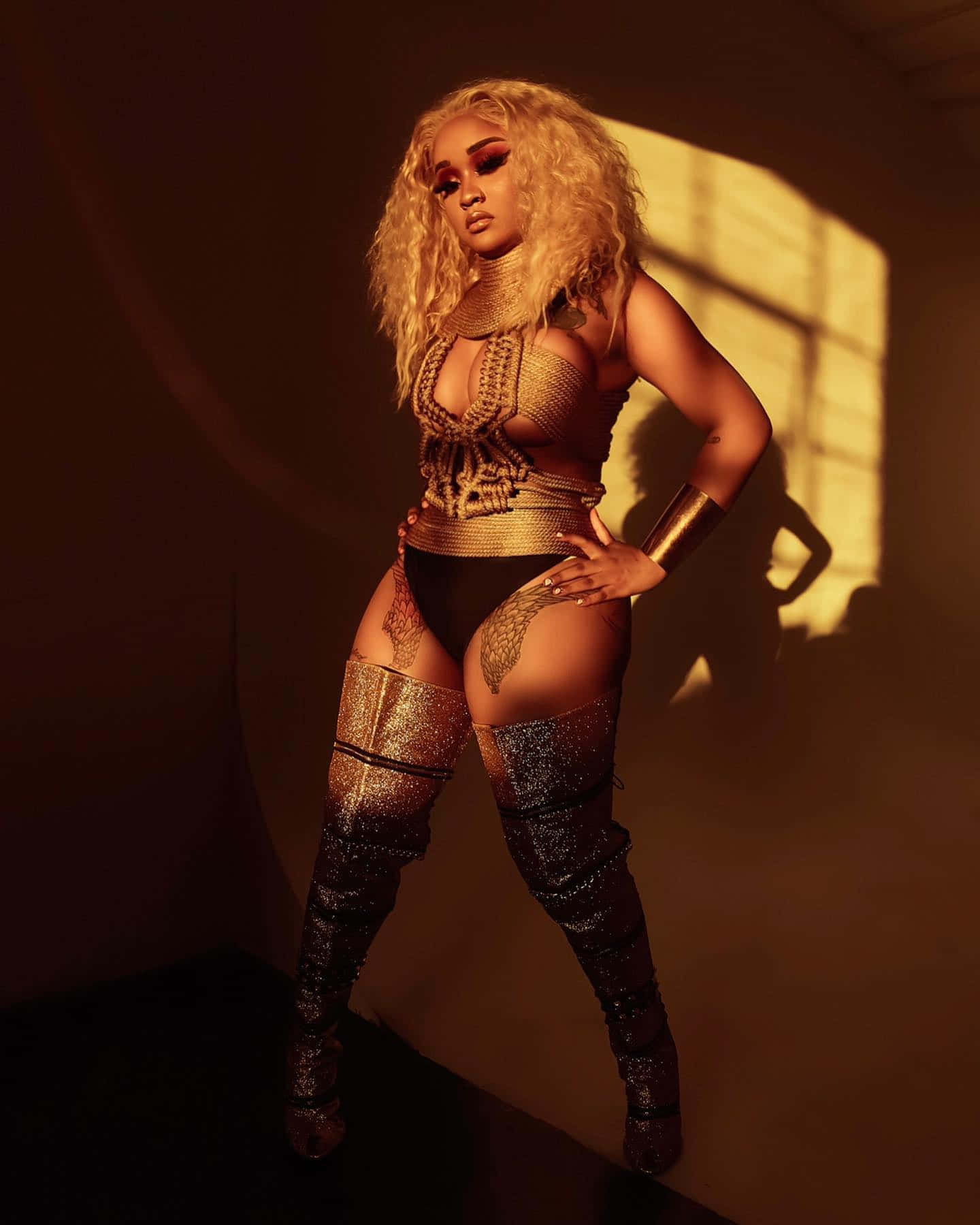 Stunna Girl, golden outfit, shadow play, HD Phone Wallpaper