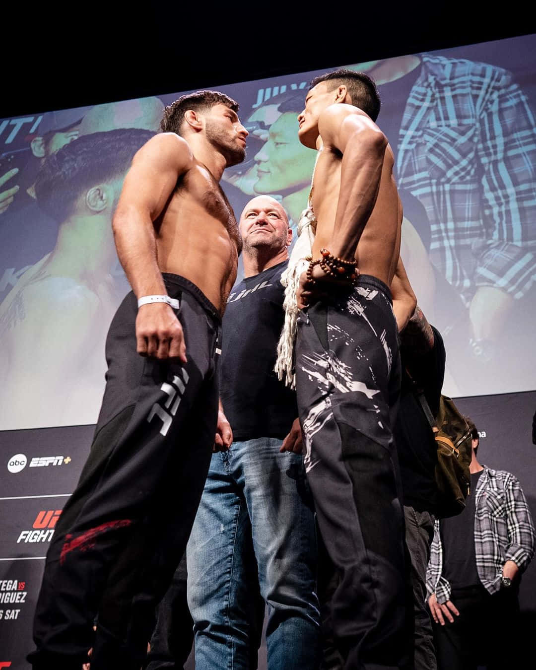 Su Mudaerji, UFC fighters, weigh-in event, HD Phone Wallpaper