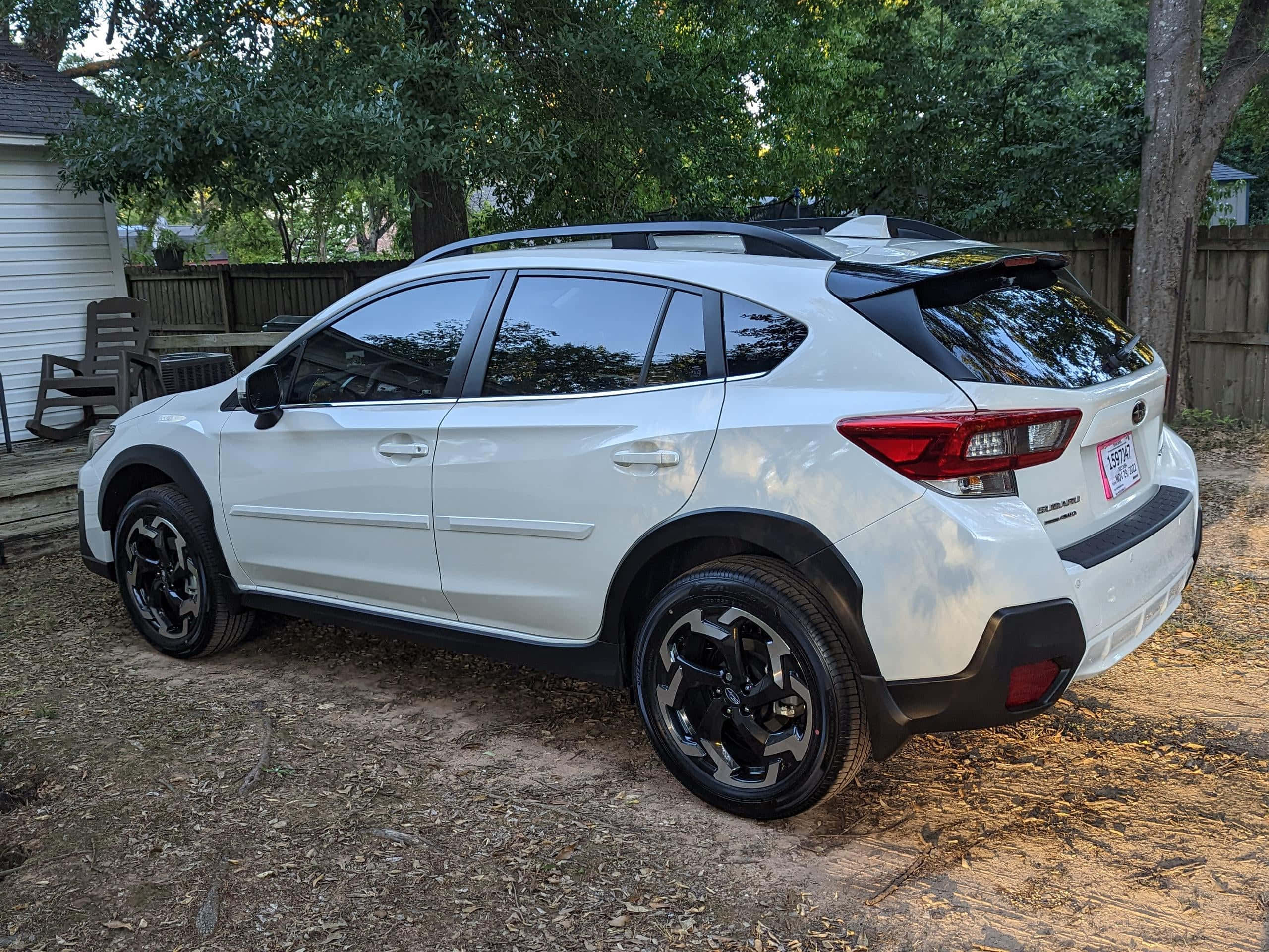 Subaru Crosstrek, white, black trim, 2K Desktop Wallpaper