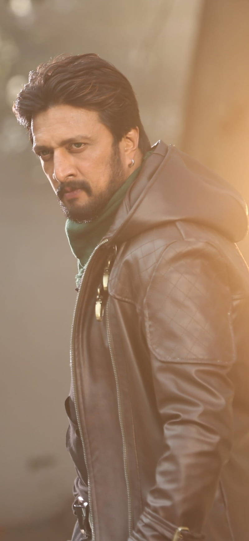 Sudeep, leather jacket, green scarf, HD Phone Wallpaper