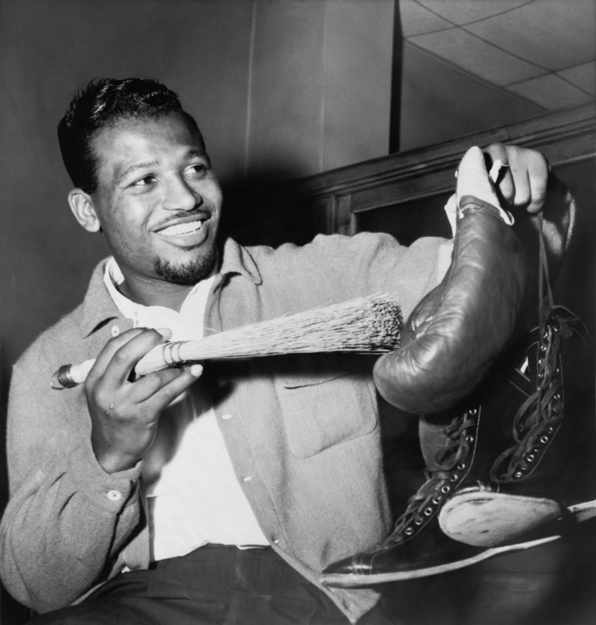 Sugar Ray Robinson, vintage photo, leather shoe, HD Phone Wallpaper
